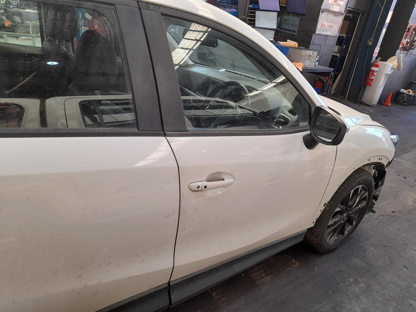 View Auto part Right Front Door Mazda Cx5 2015