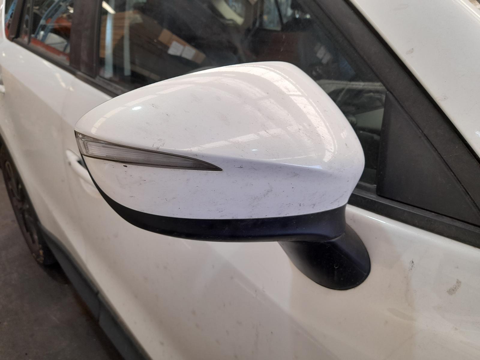 View Auto part Right Door Mirror Mazda Cx5 2015