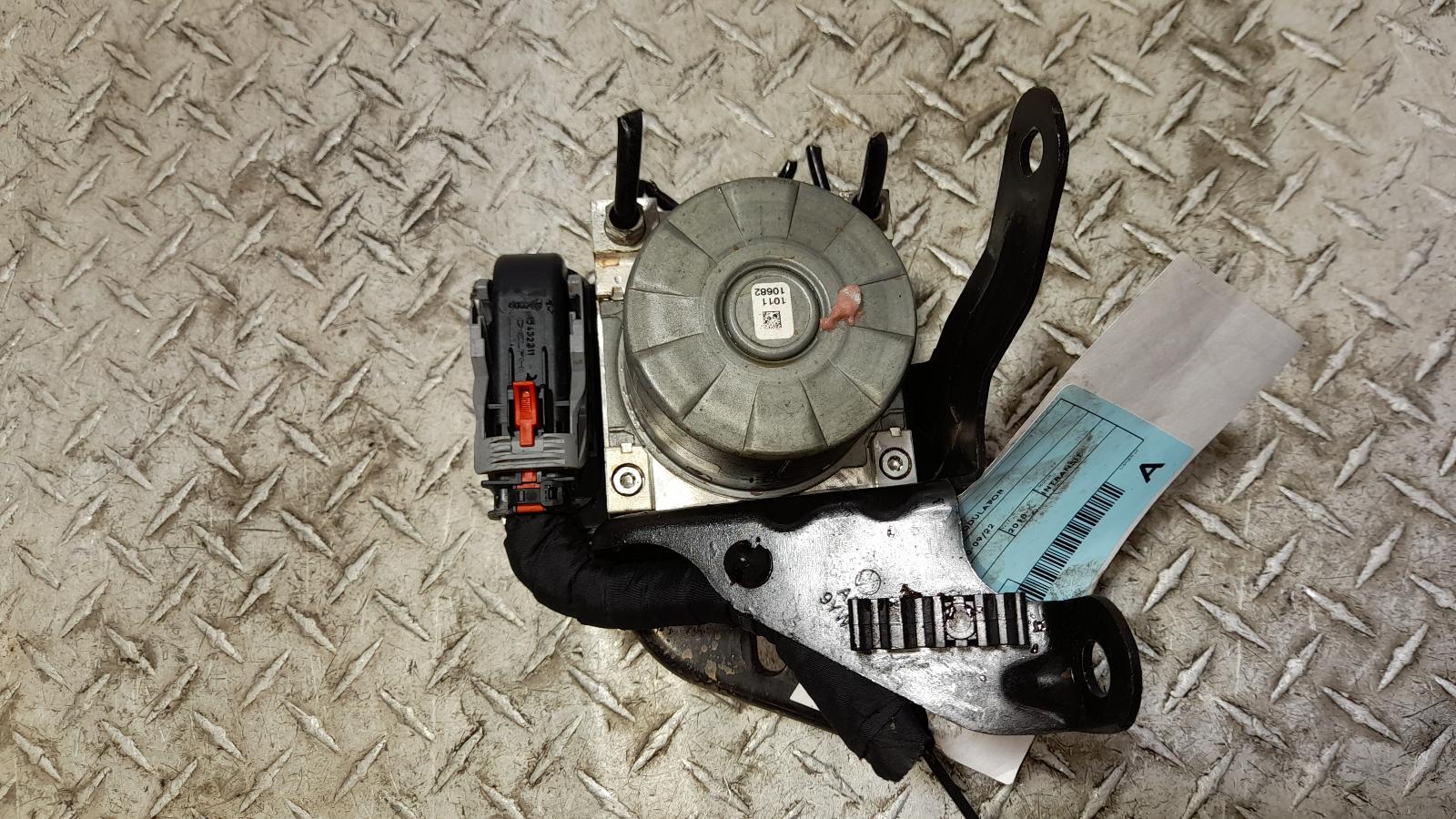 View Auto part Abs Pump/Modulator Volkswagen Amarok 2018