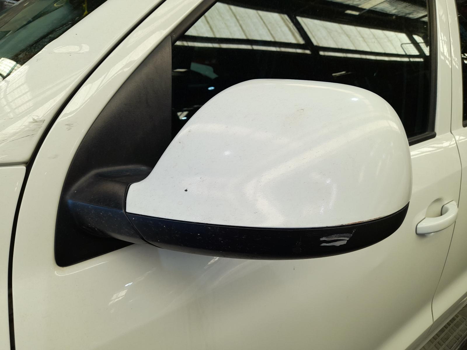 View Auto part Left Door Mirror Volkswagen Amarok 2018