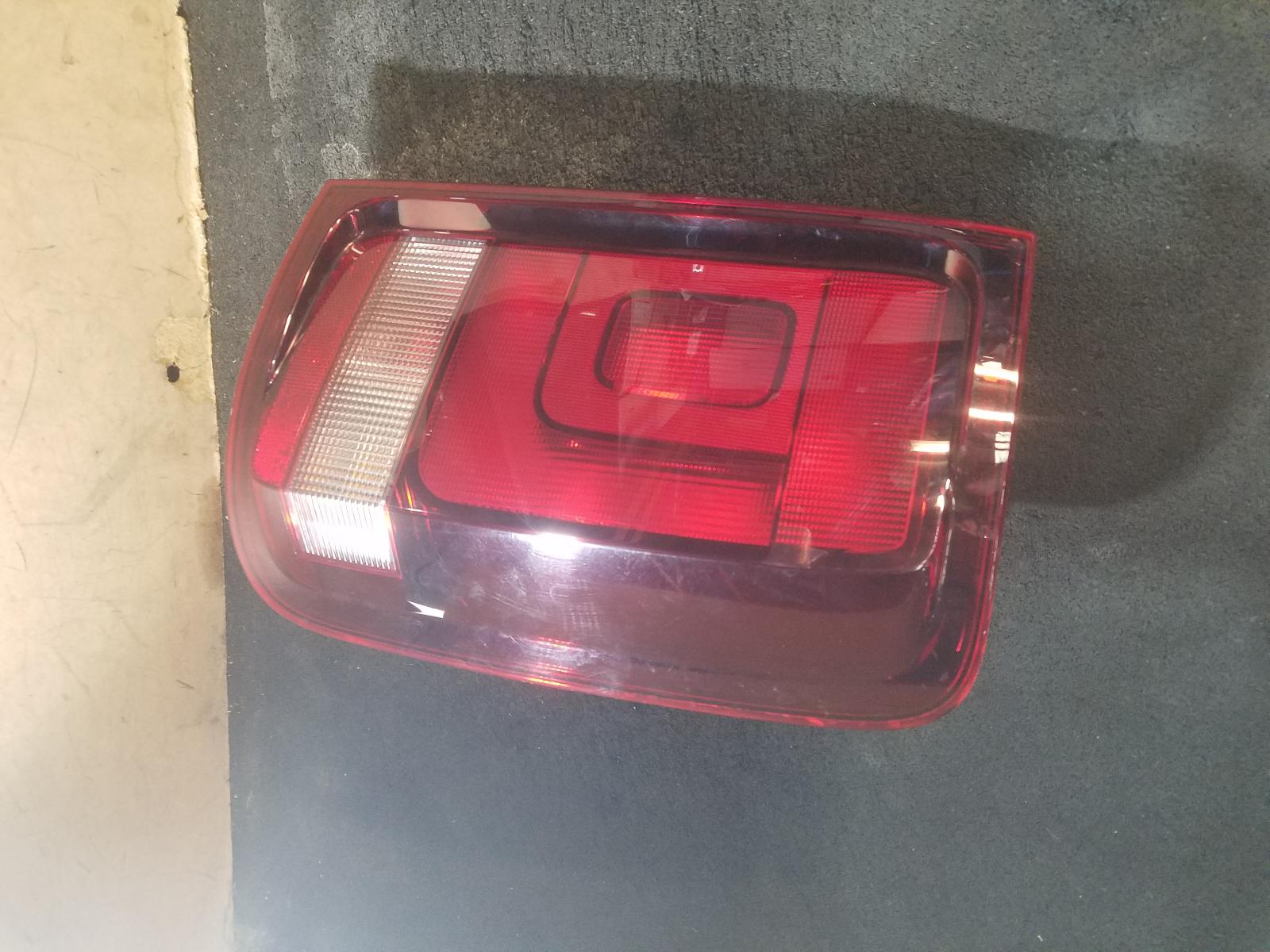 View Auto part Right Taillight Volkswagen Amarok 2018