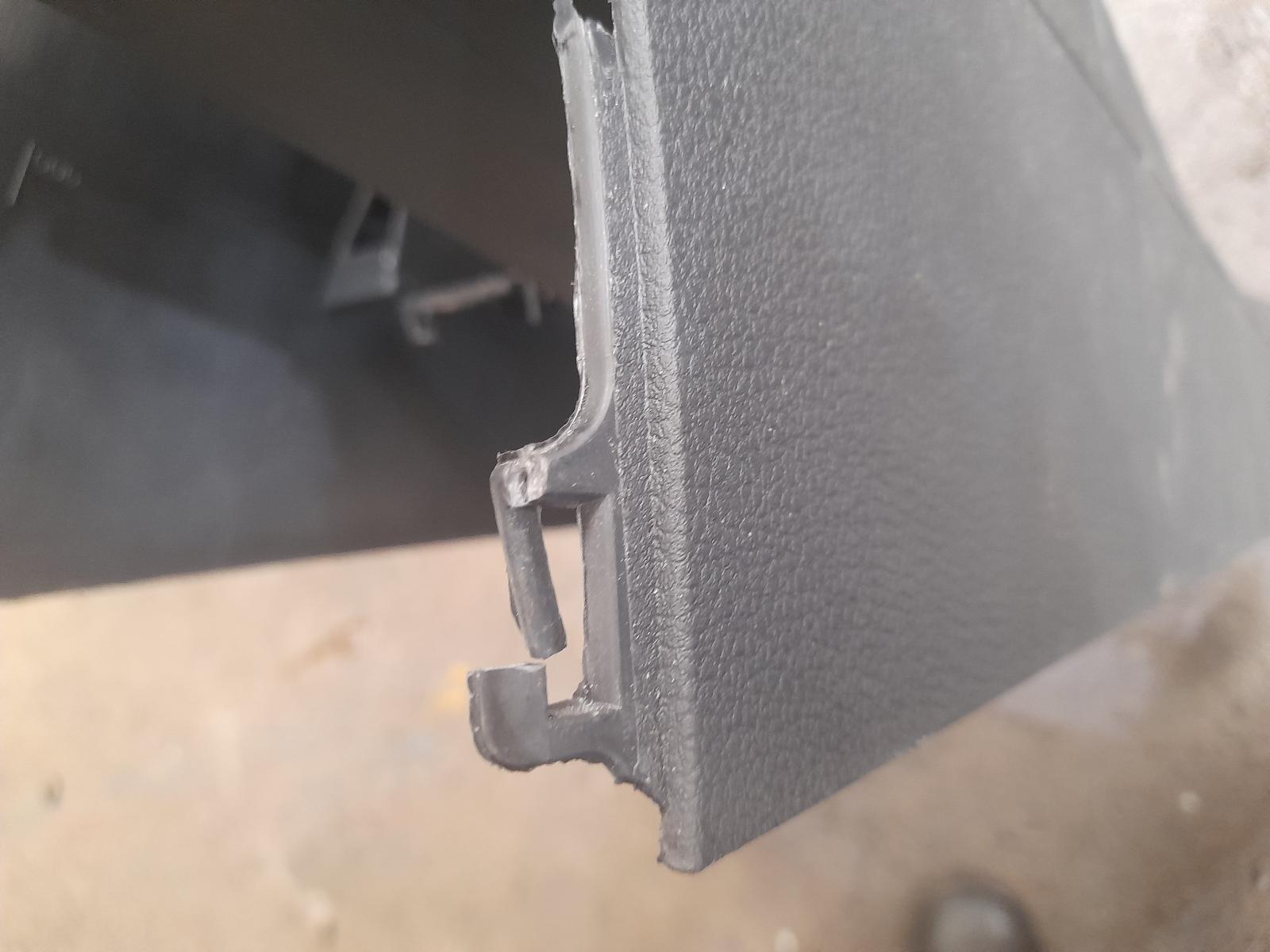 View Auto part Console Volkswagen Amarok 2018