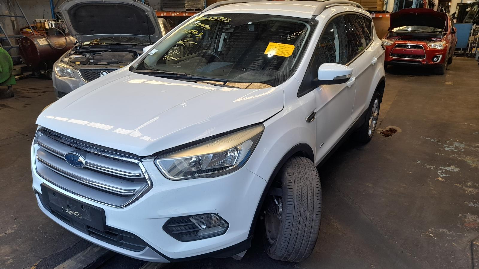 View Auto part Trans/Gearbox Ford Escape 2017