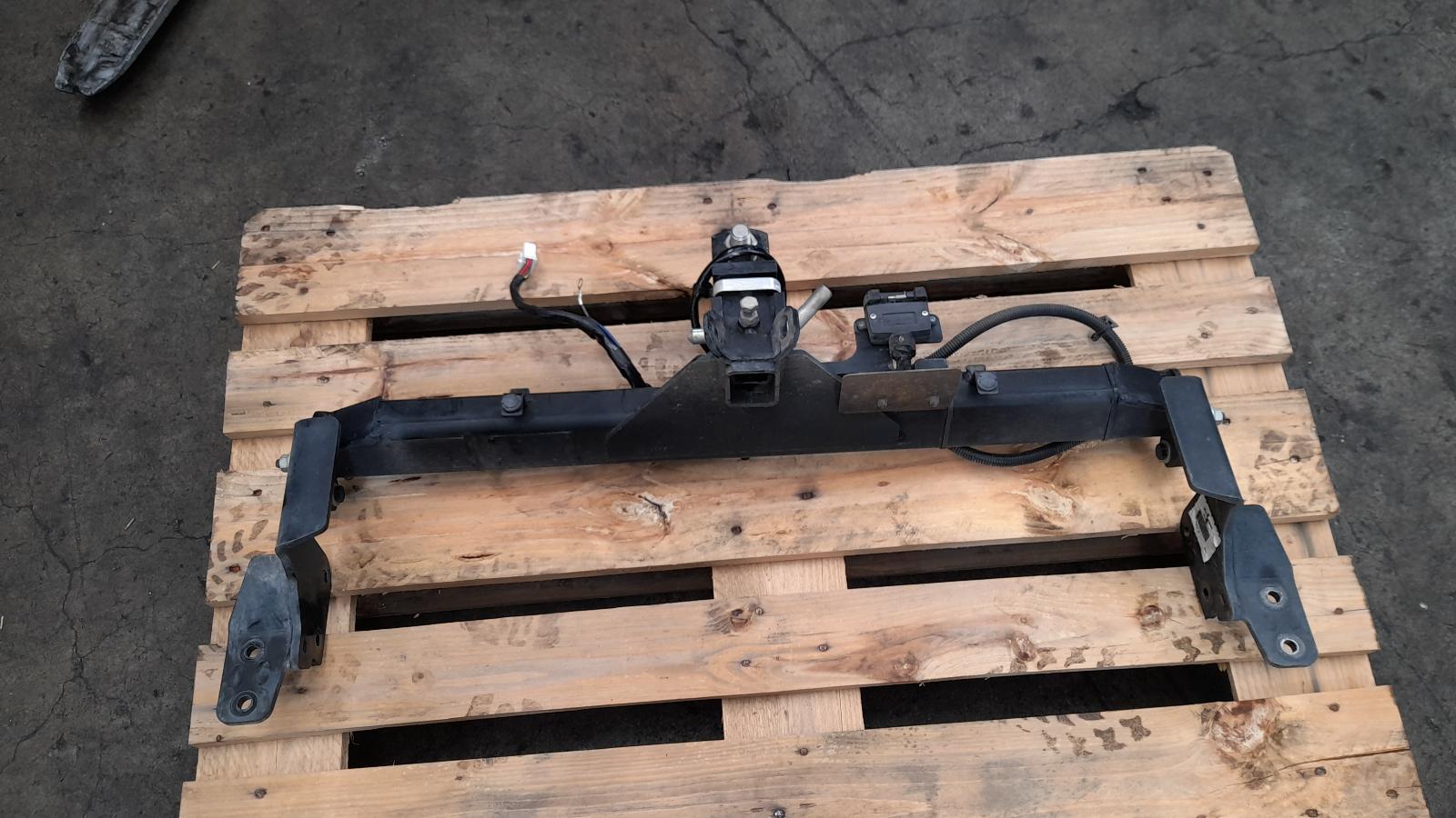 View Auto part Towbar Mitsubishi Asx 2016