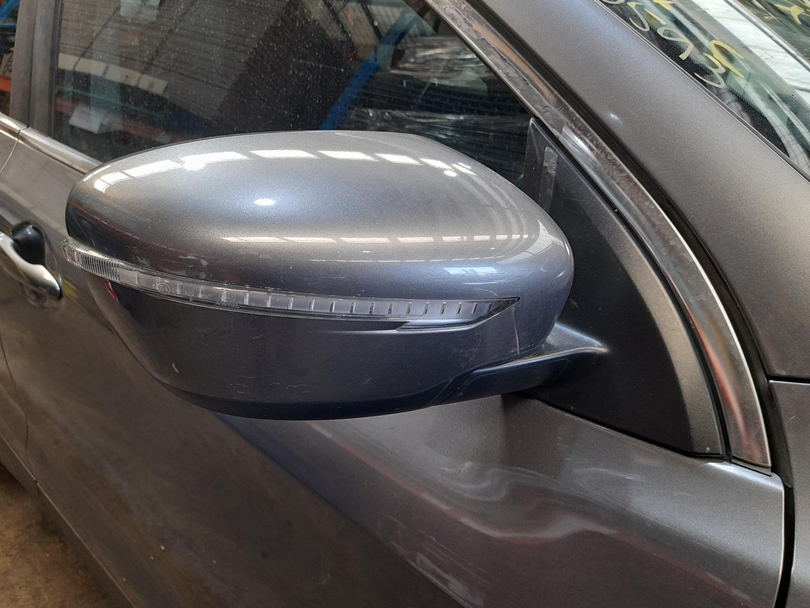 View Auto part Right Door Mirror Nissan Qashqai 2014