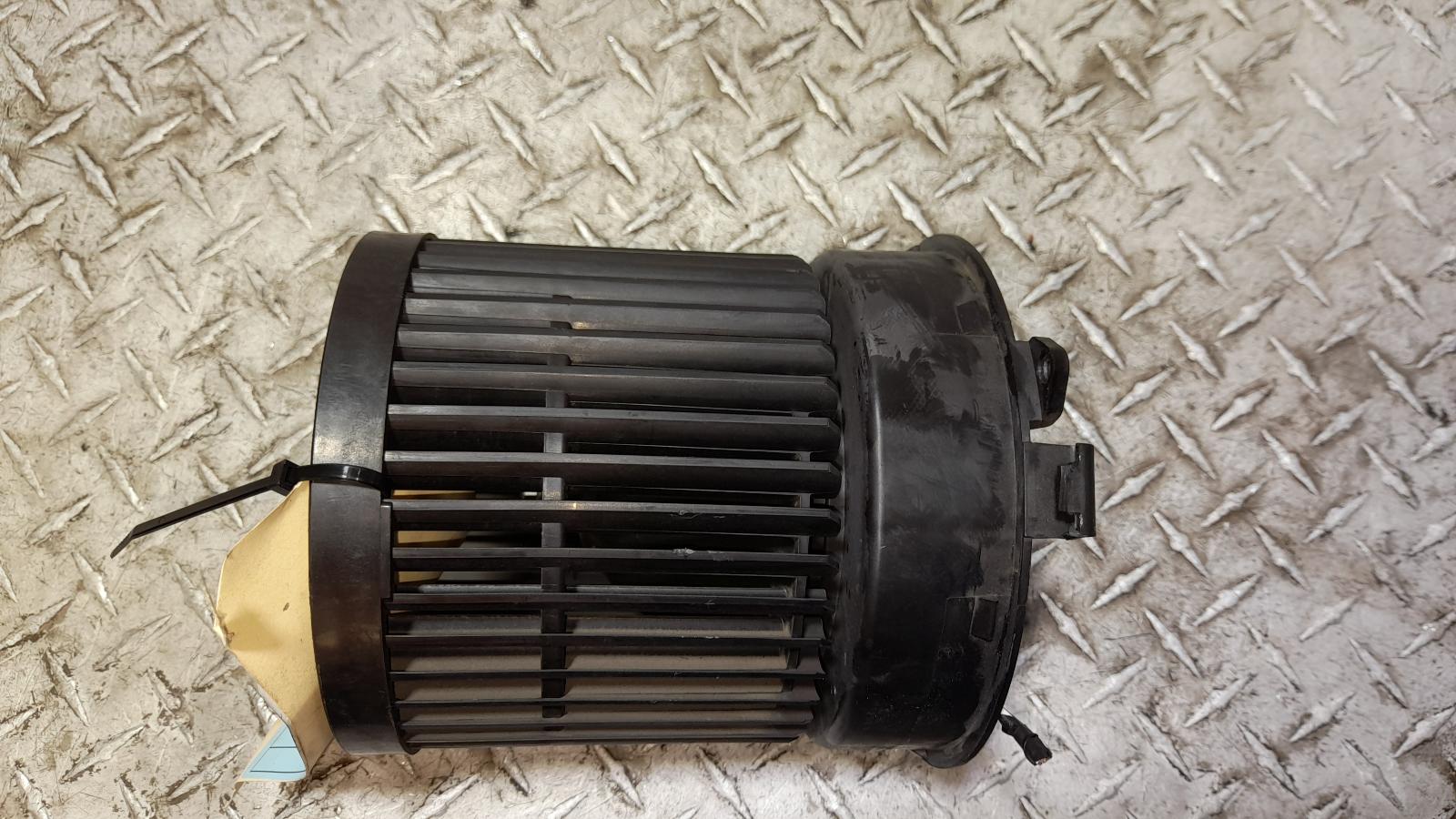 View Auto part Heater Fan Motor Nissan Qashqai 2014