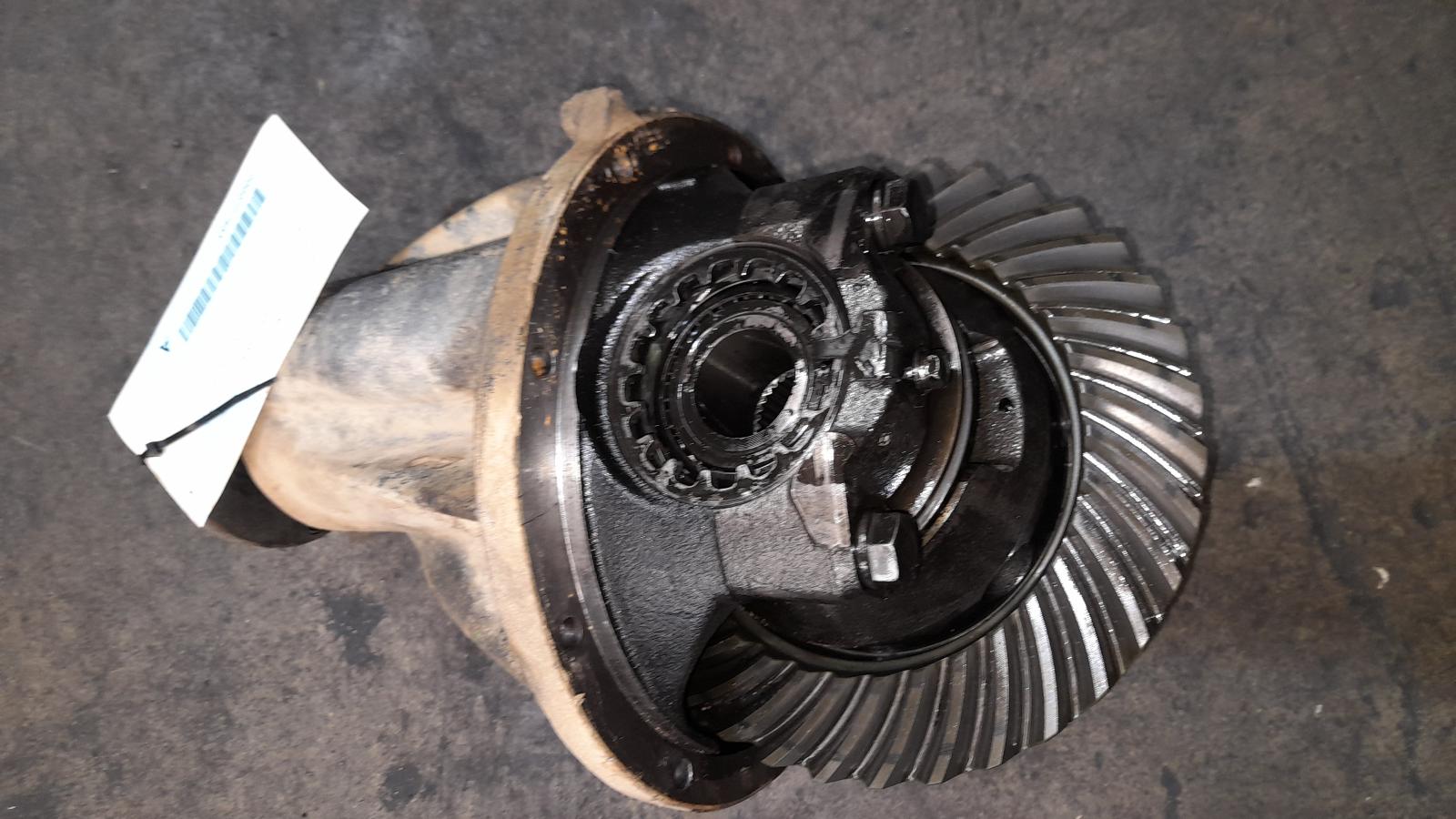 View Auto part Differential Centre Nissan Patrol 2012