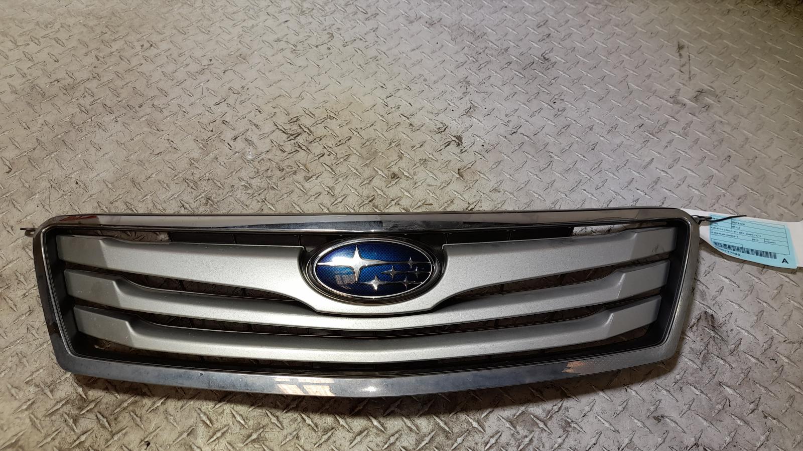 View Auto part Grille Subaru Outback 2012
