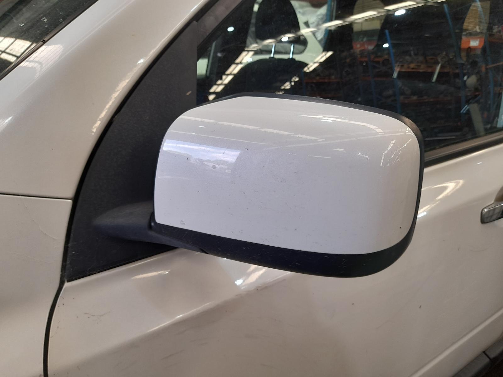 View Auto part Left Door Mirror Nissan Xtrail 2011