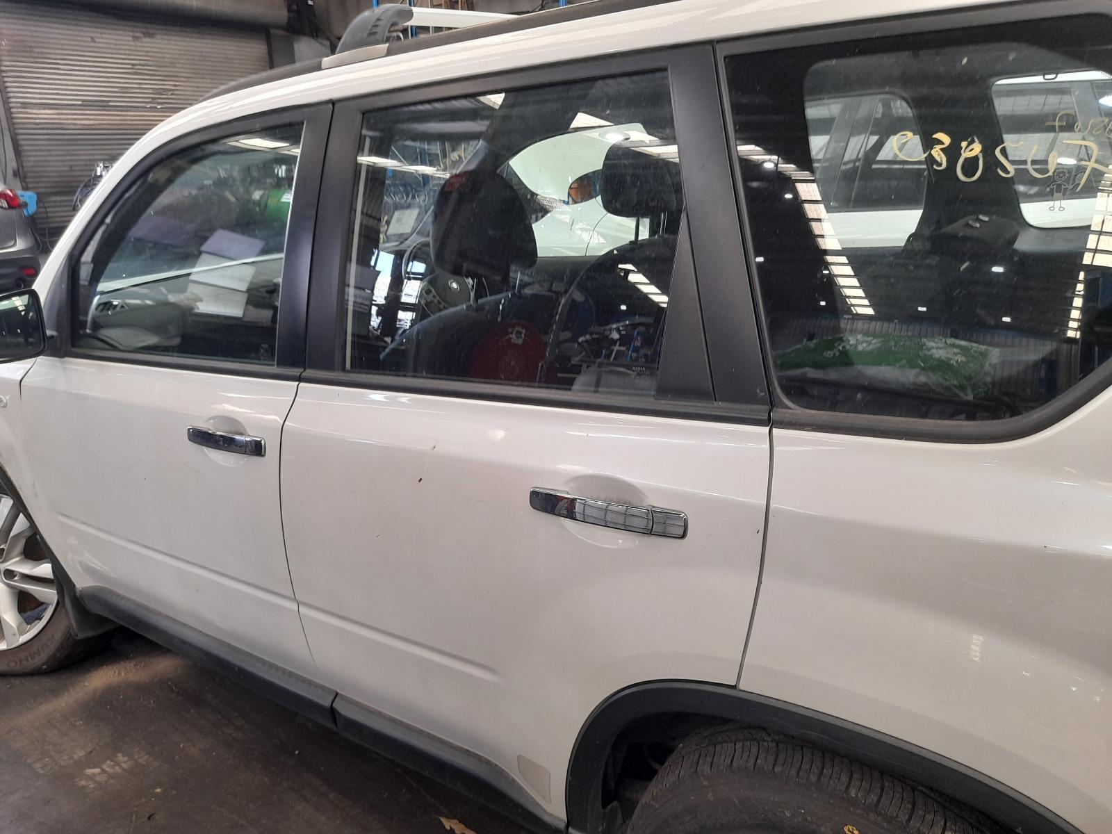 View Auto part Left Rear Door/Sliding Nissan Xtrail 2011