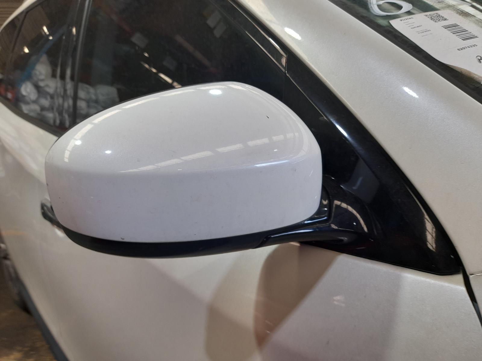 View Auto part Right Door Mirror Nissan Pathfinder 2015