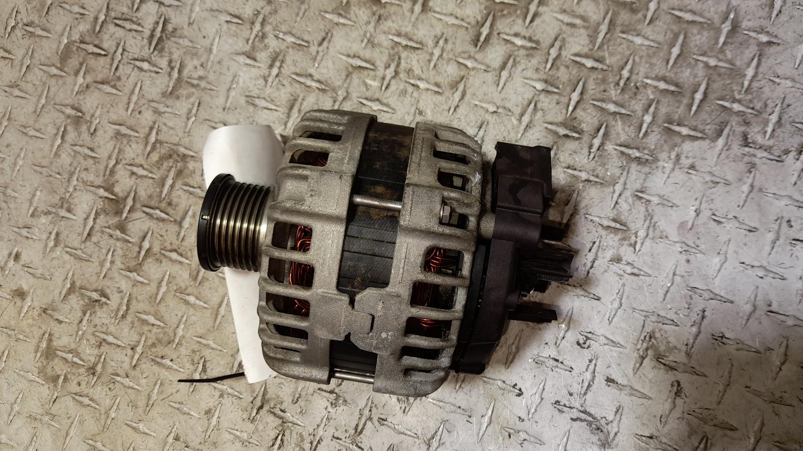View Auto part Alternator Nissan Qashqai 2015