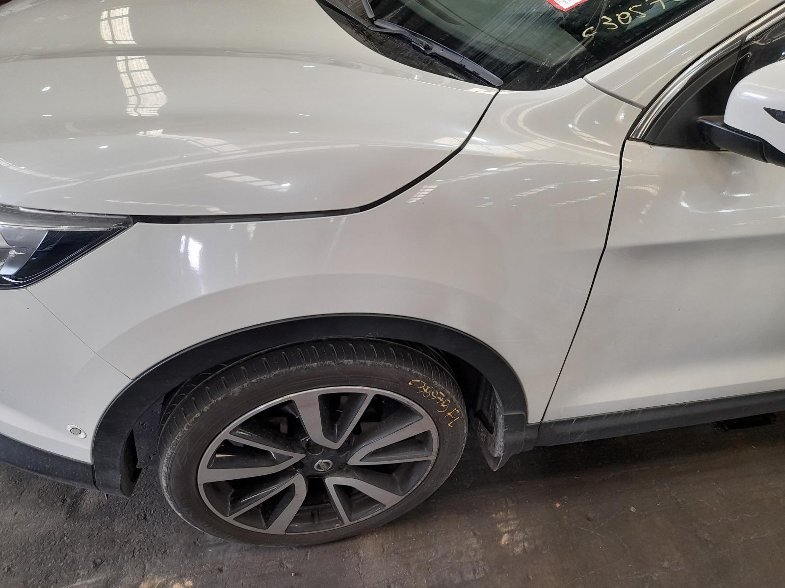 View Auto part Left Guard Nissan Qashqai 2015