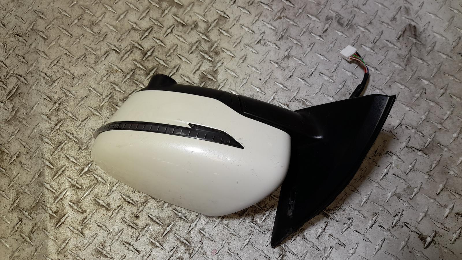 View Auto part Left Door Mirror Nissan Qashqai 2015