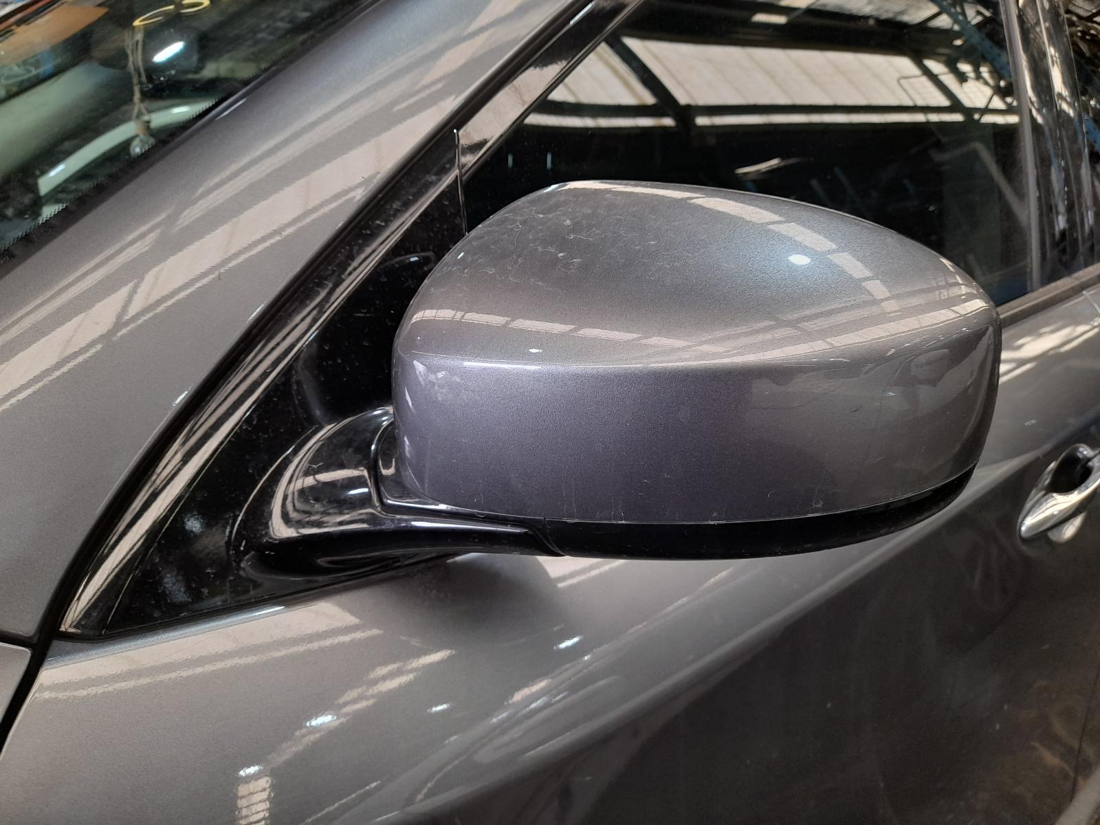 View Auto part Left Door Mirror Nissan Pathfinder 2015