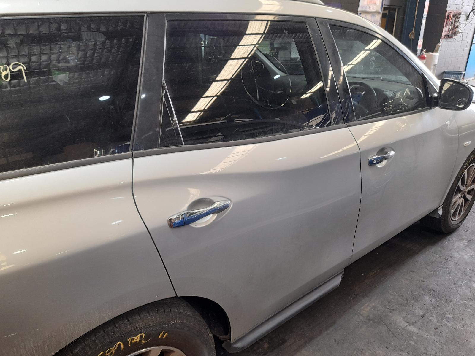 View Auto part Right Rear Door Sliding Nissan Pathfinder 2015