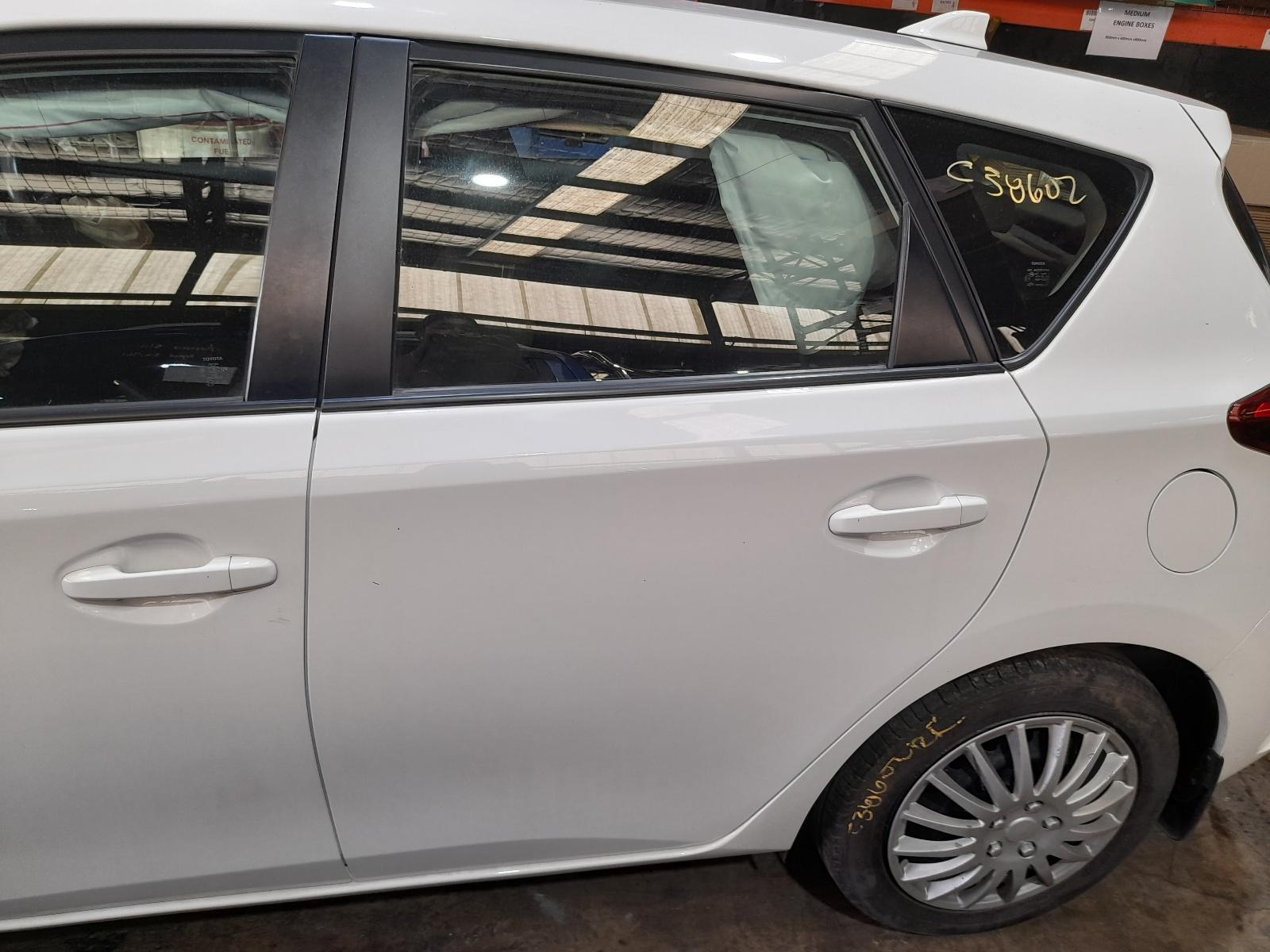 View Auto part Left Rear Door/Sliding Toyota Corolla 2015