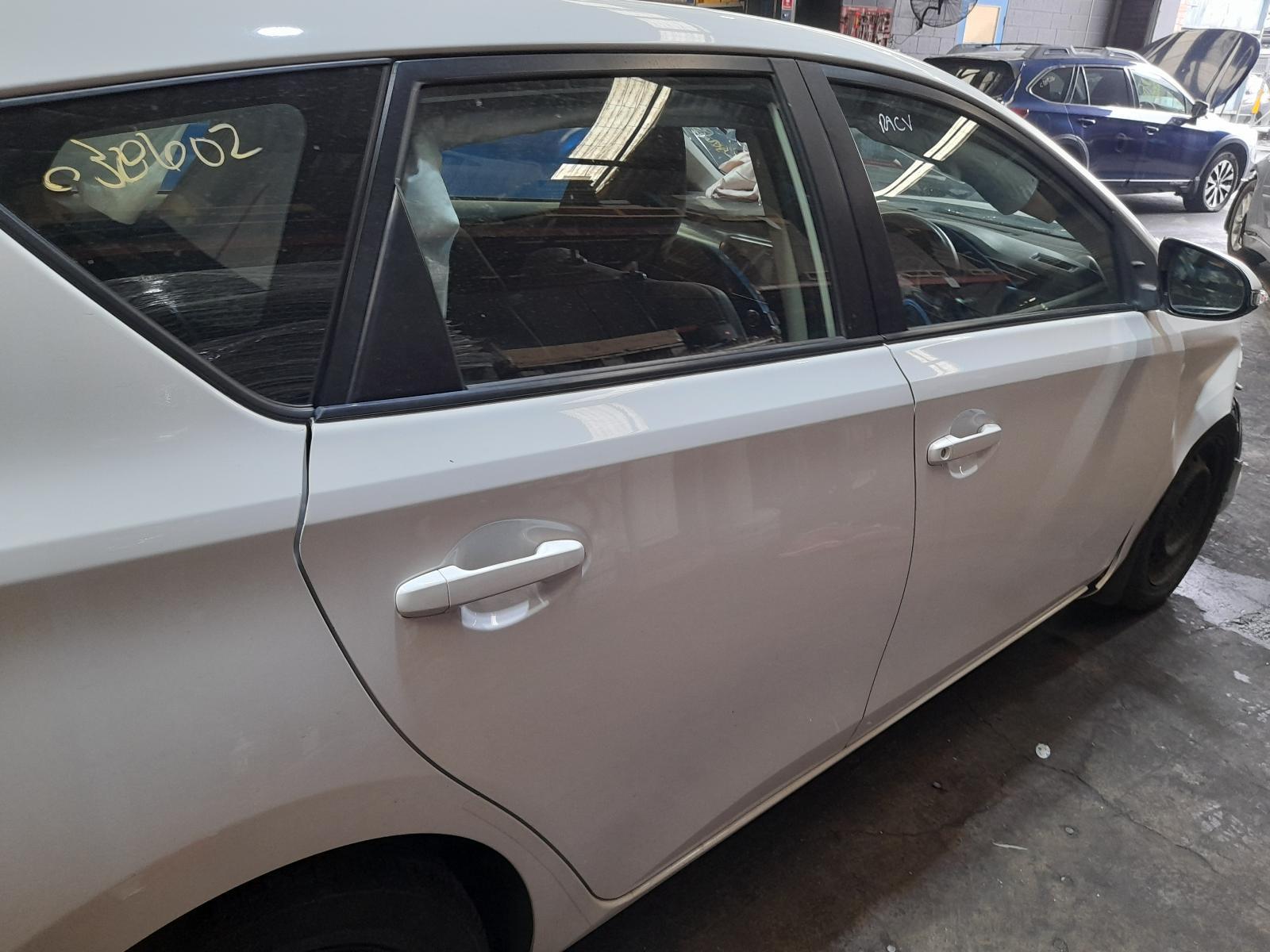View Auto part Right Rear Door Sliding Toyota Corolla 2015