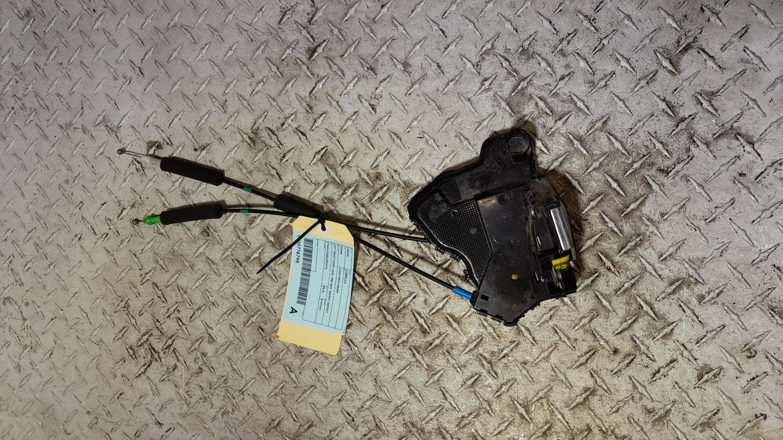 View Auto part Door/Boot/Gate Lock Toyota Corolla 2015