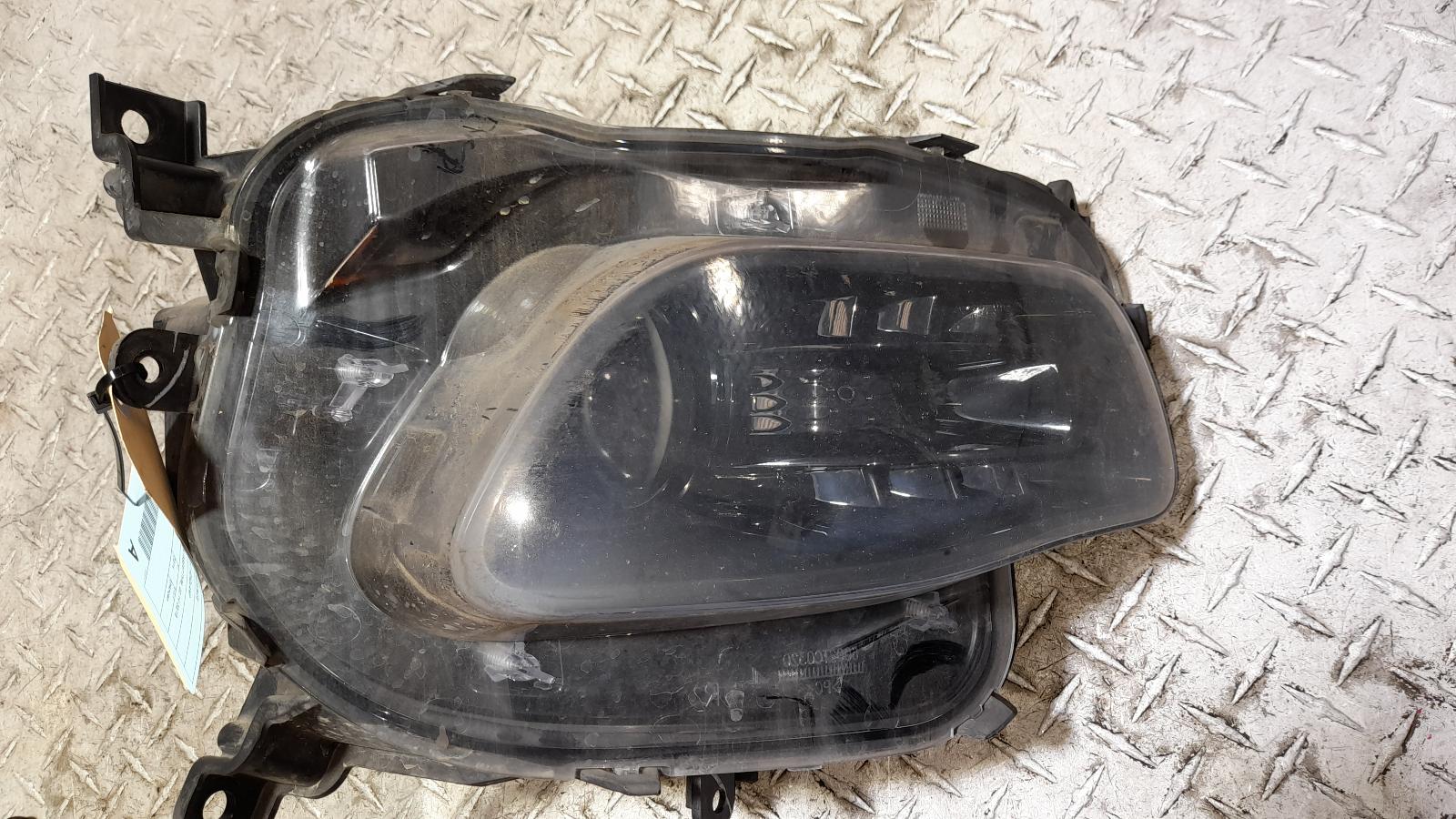 View Auto part Right Headlamp Jeep Cherokee 2014