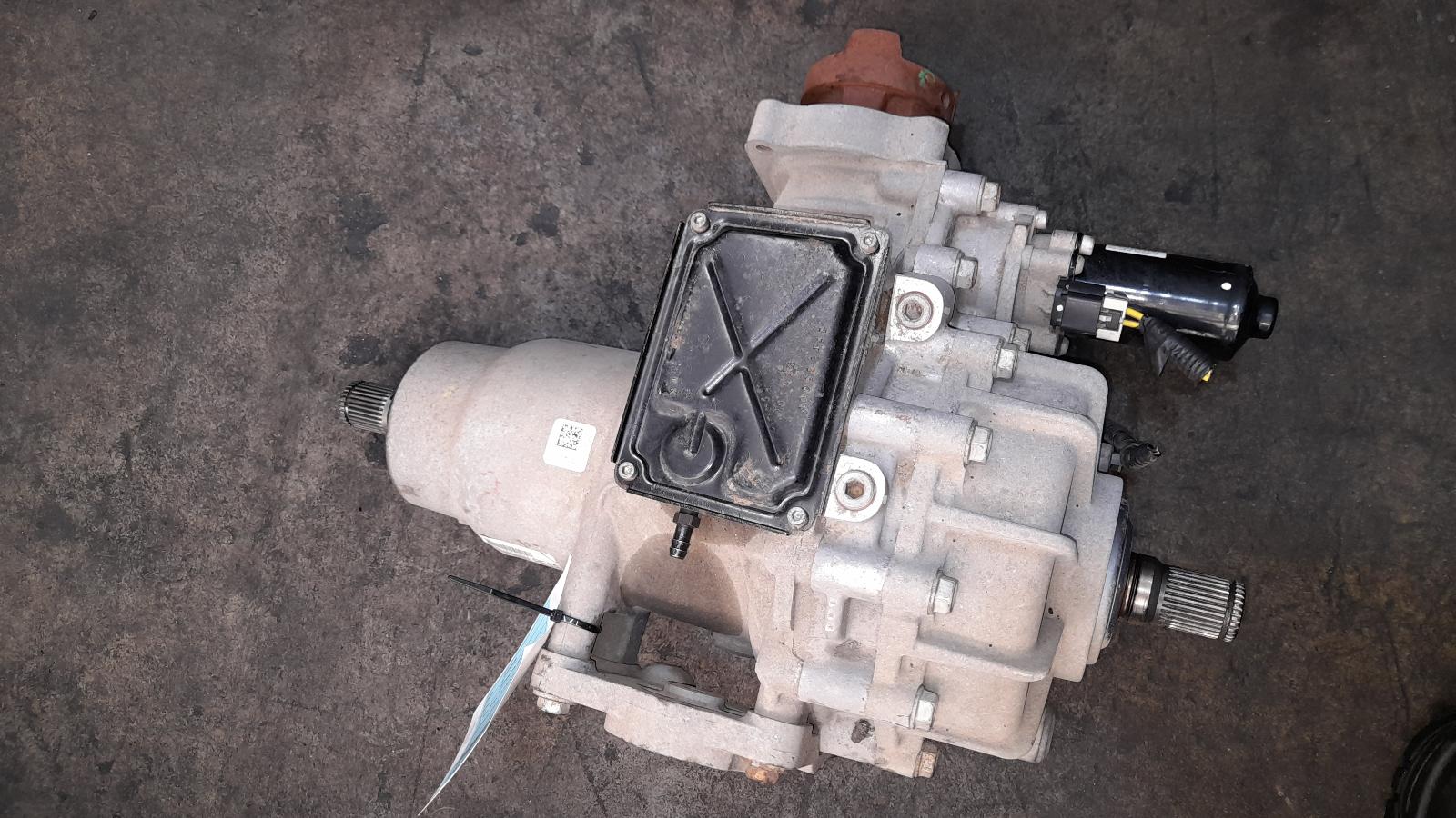 View Auto part Differential Centre Jeep Cherokee 2014