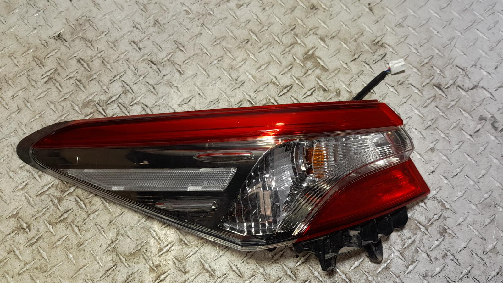 View Auto part Left Taillight Toyota Camry 2018