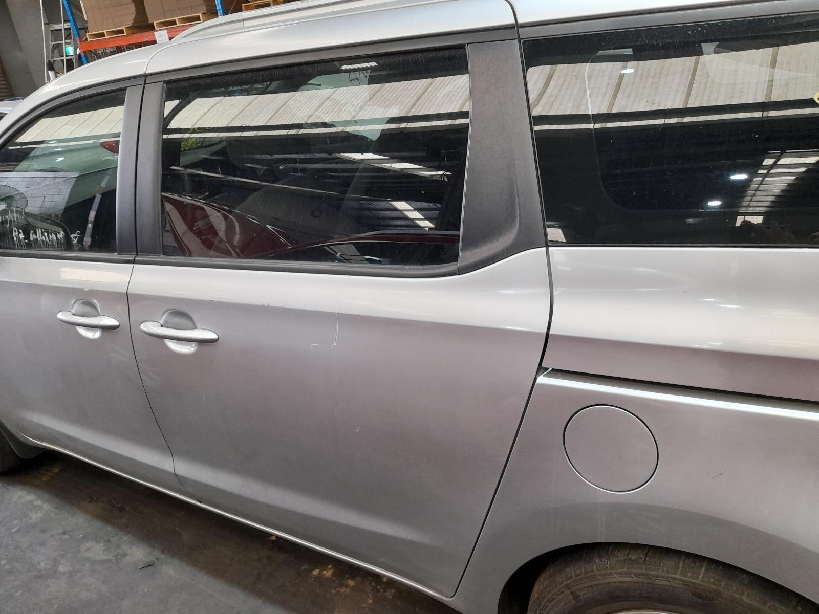 View Auto part Left Rear Door/Sliding Kia Carnival/grand Carnival 2016