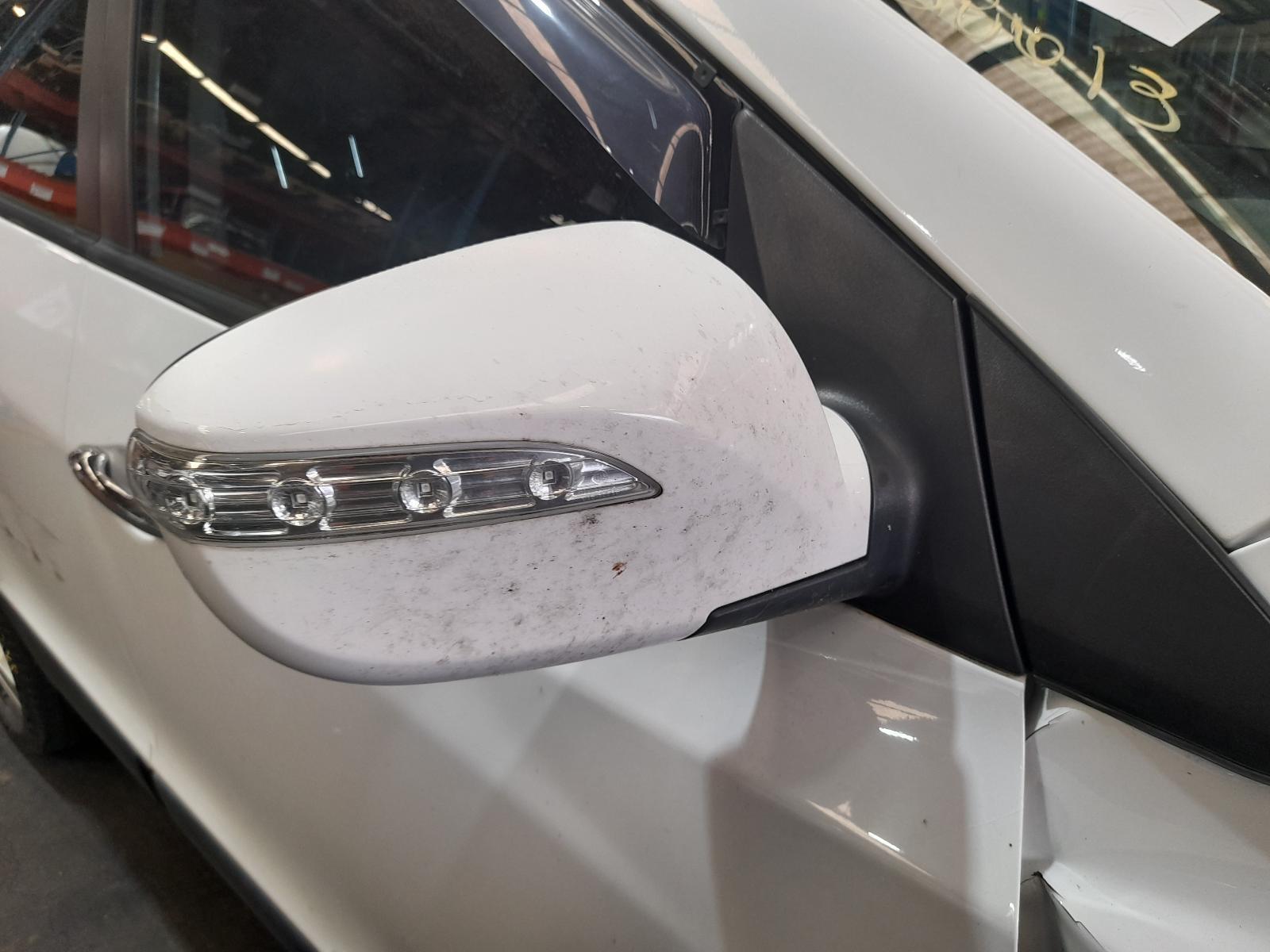 View Auto part Right Door Mirror Hyundai Ix35 2014