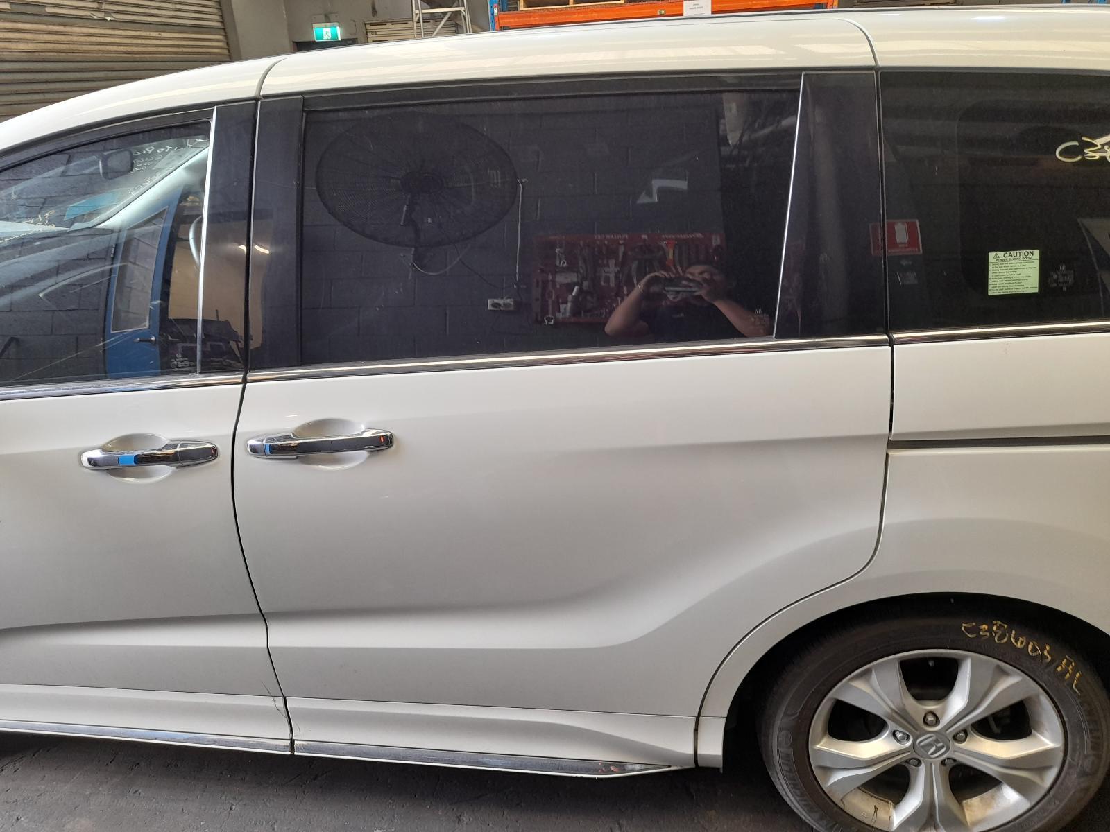 View Auto part Left Rear Door/Sliding Honda Odyssey 2018