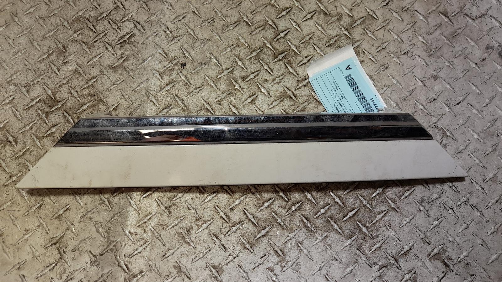 View Auto part Rear Garnish Honda Odyssey 2018