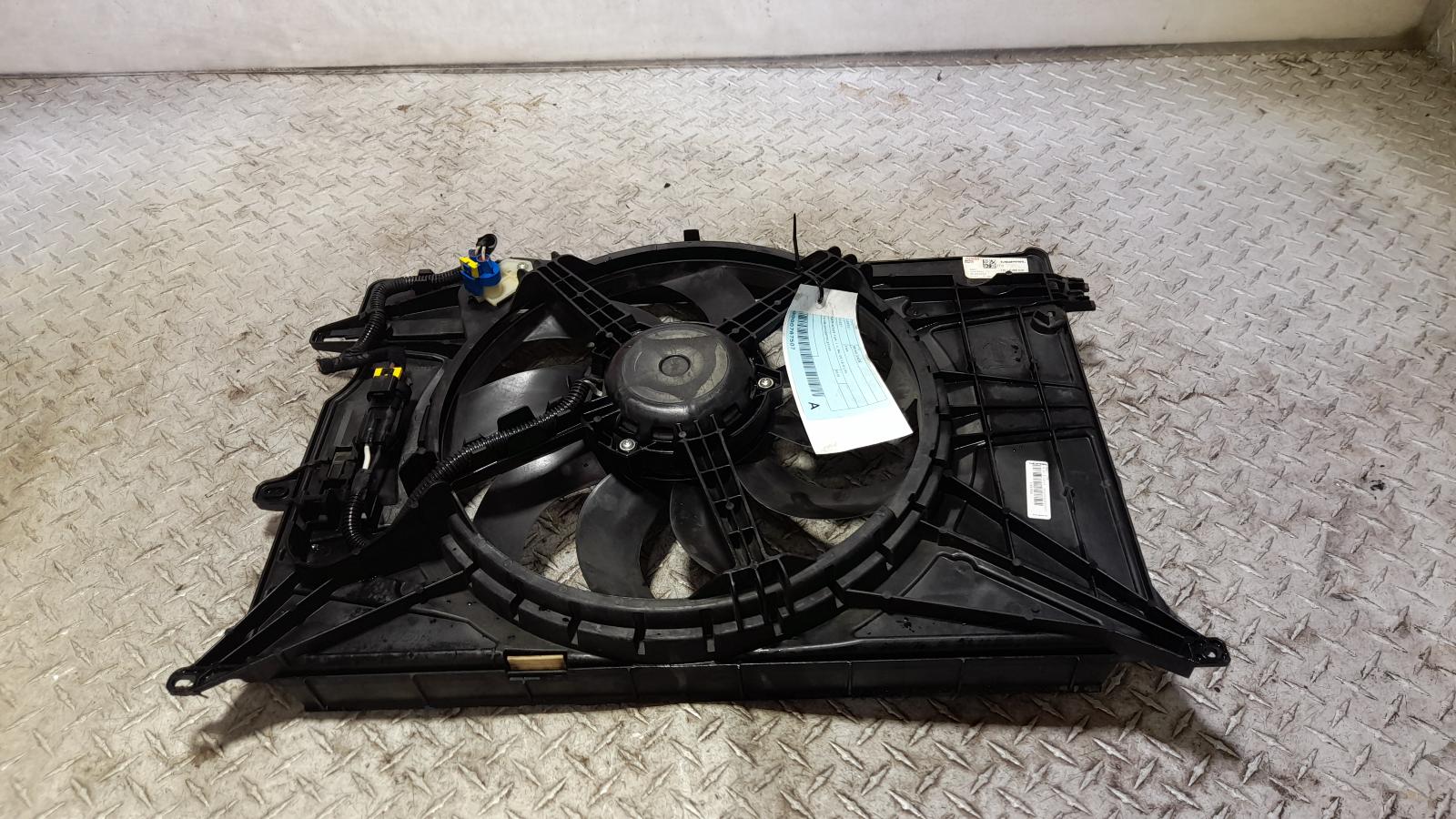 View Auto part Fan Jeep Renegade 2015