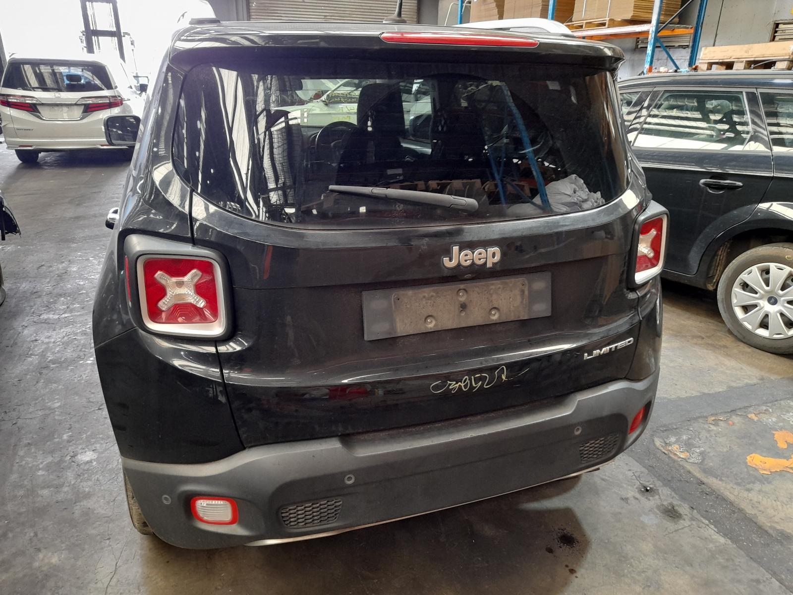 View Auto part Bootlid/Tailgate Jeep Renegade 2015