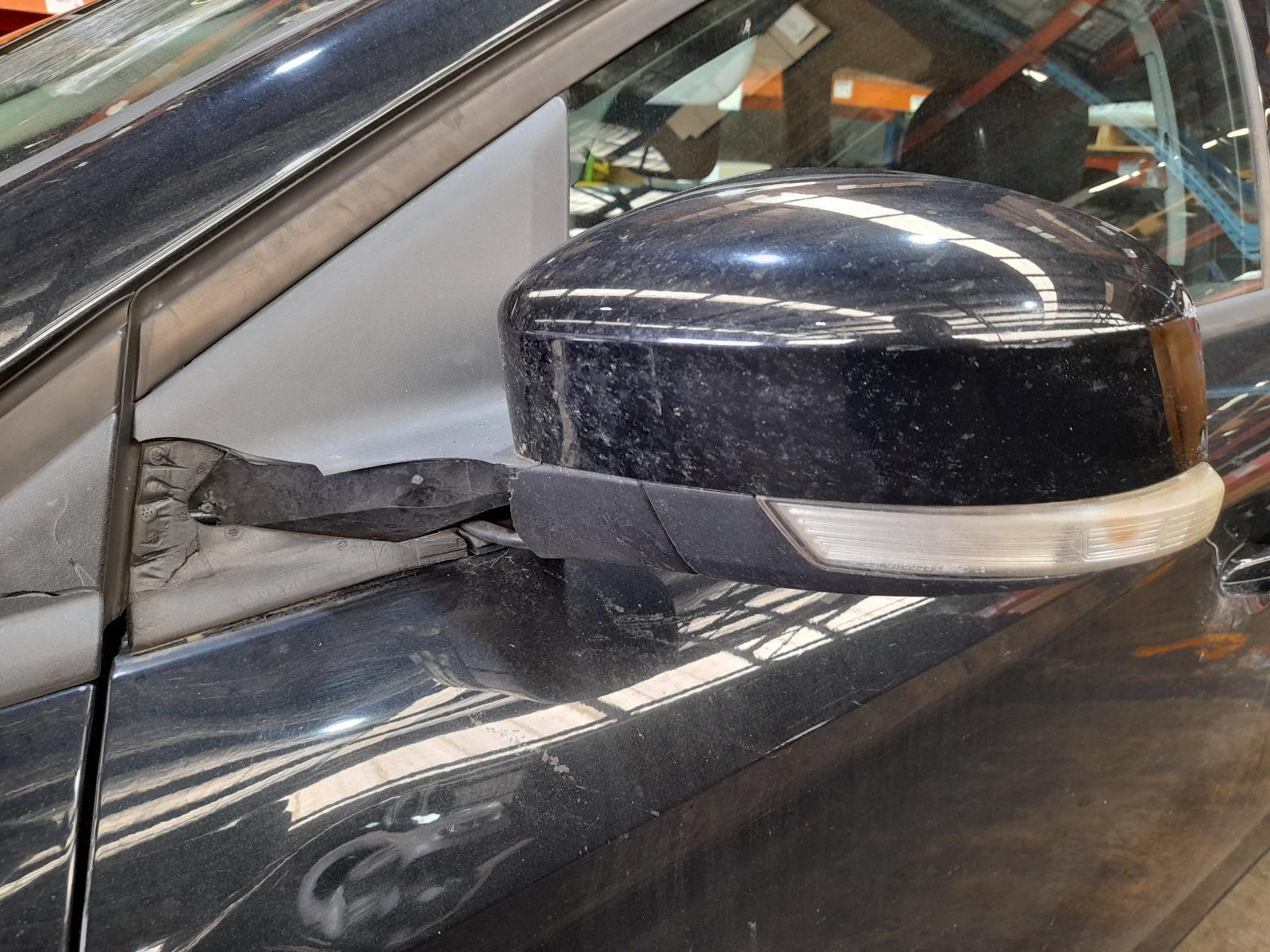 View Auto part Left Door Mirror Ford Mondeo 2013