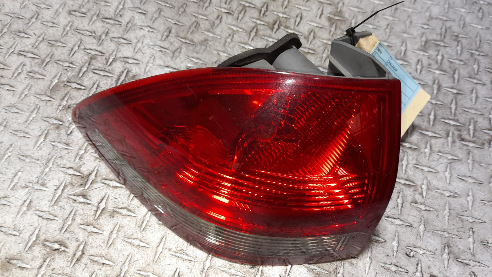 View Auto part Left Taillight Mitsubishi Challenger 2014