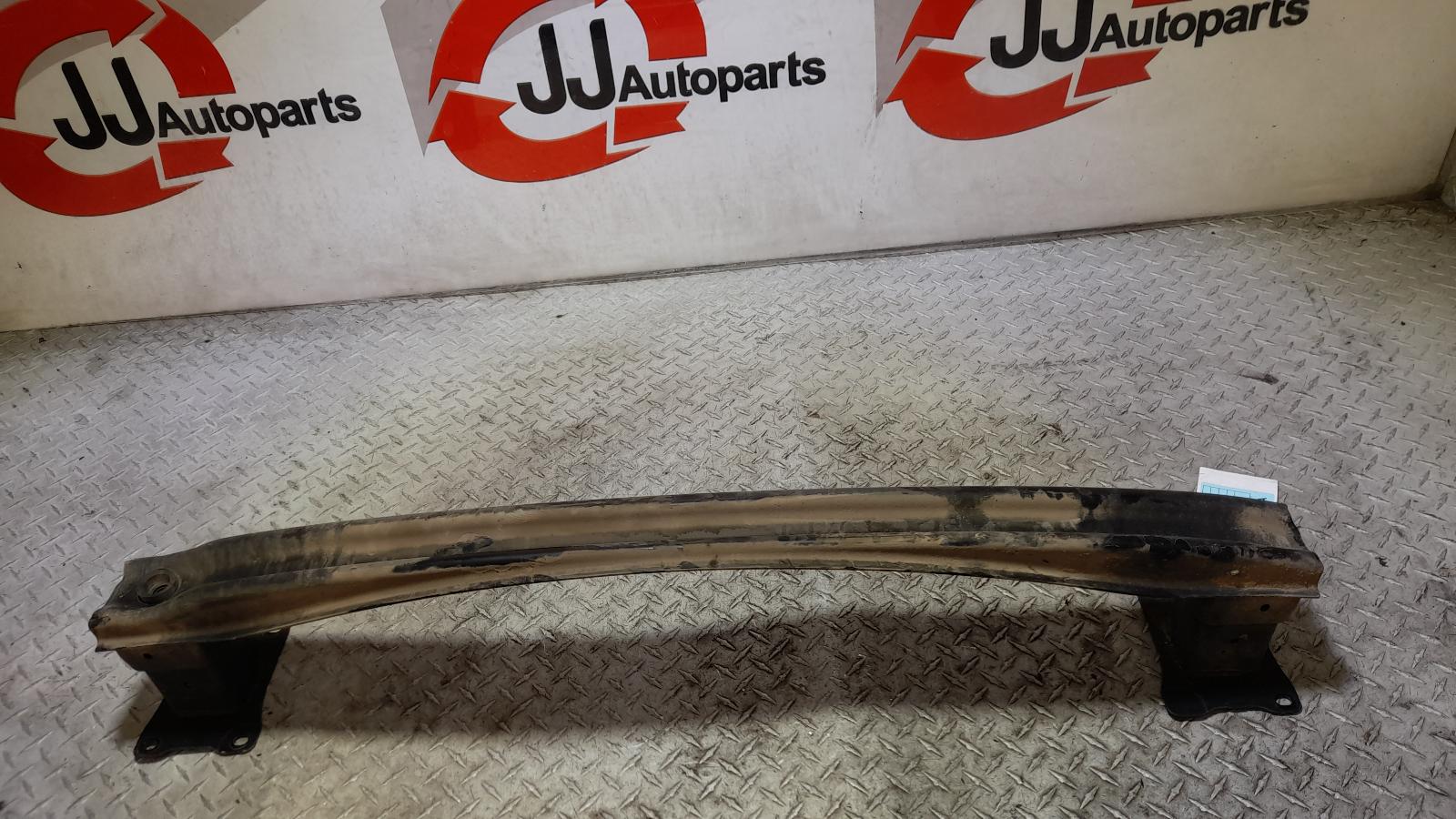 View Auto part R/Bar Bracket/Reinfo Volkswagen Golf 2015