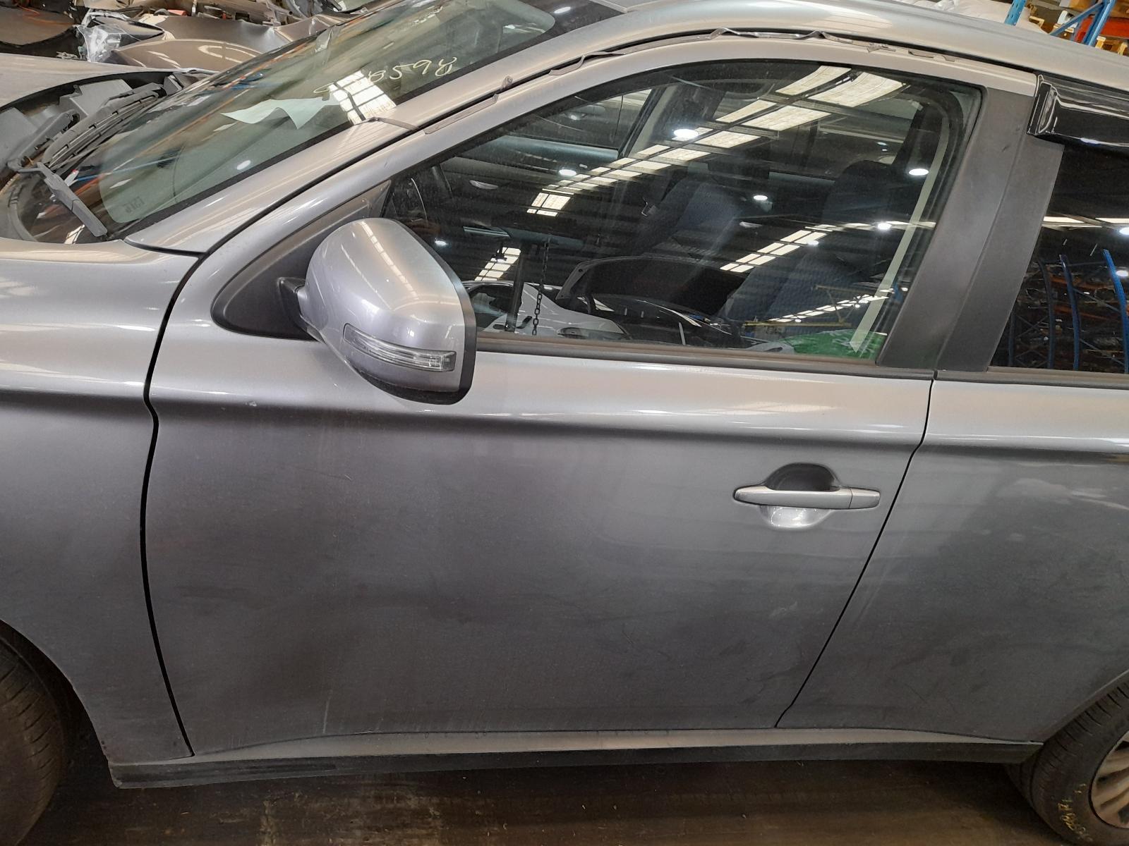 View Auto part Left Front Door Window Mitsubishi Outlander 2012