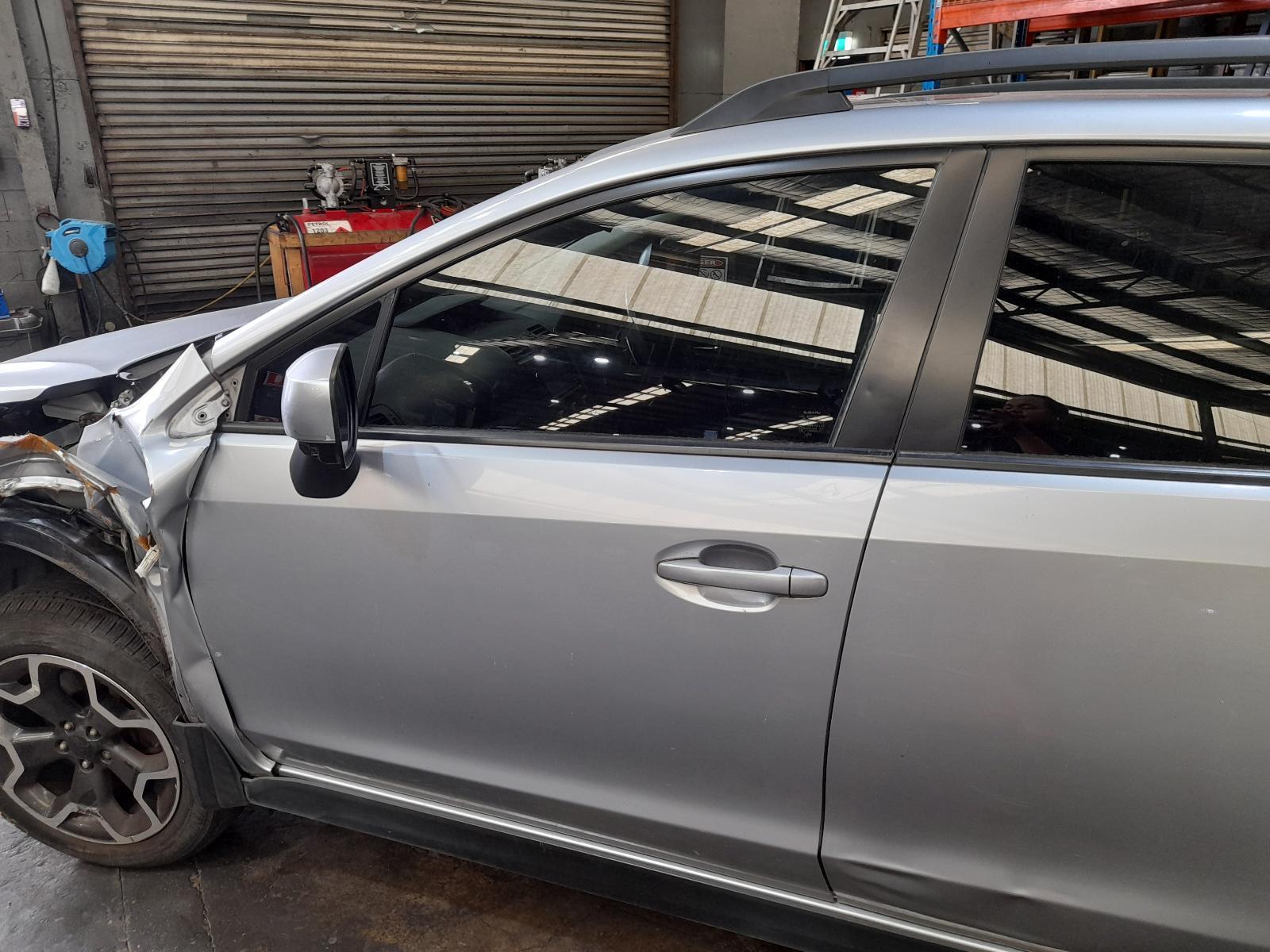 View Auto part Left Front Door Window Subaru Xv 2012