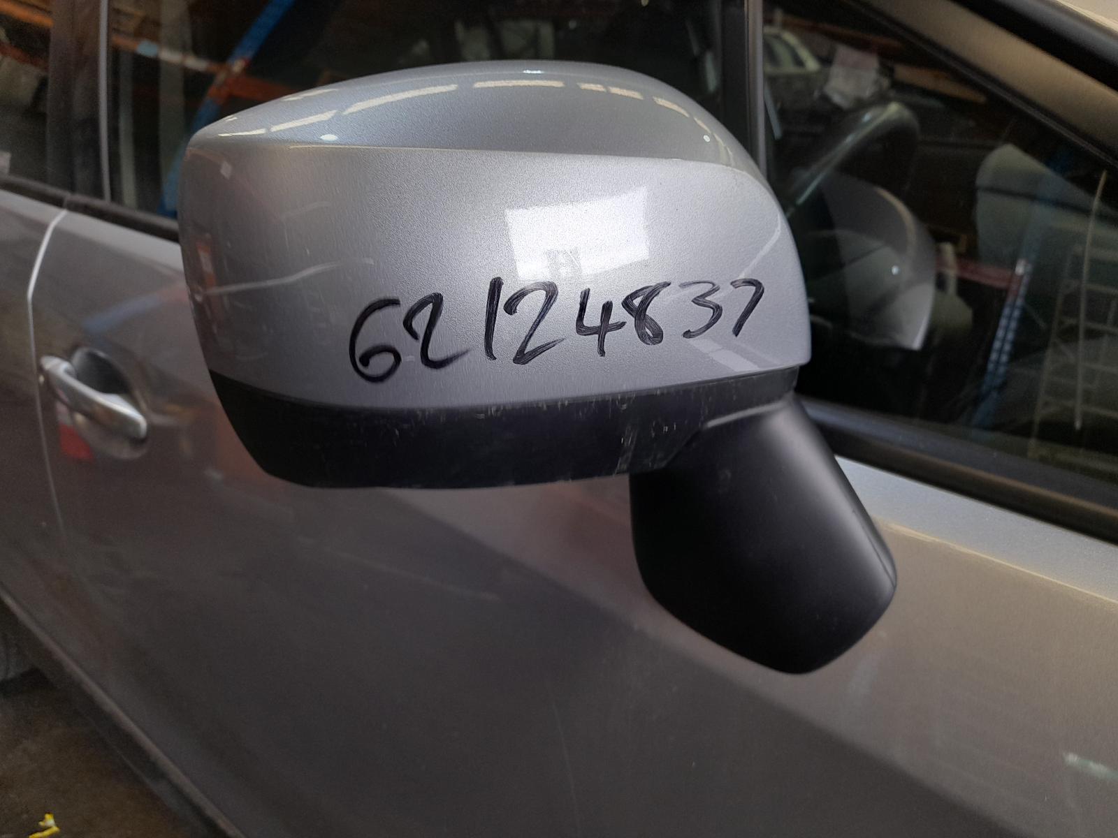 View Auto part Right Door Mirror Subaru Xv 2012