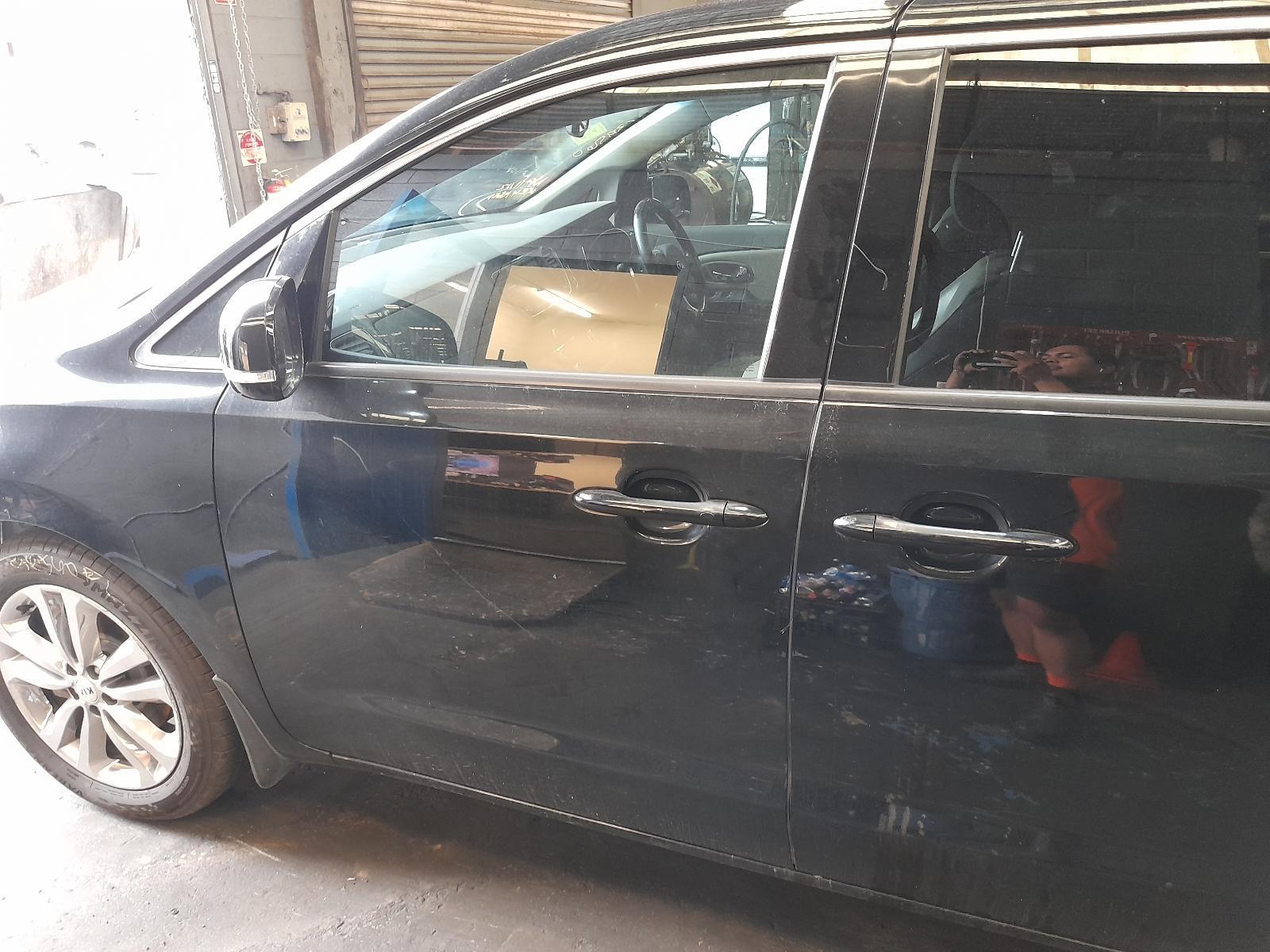 View Auto part Left Front Door Kia Carnival/grand Carnival 2016