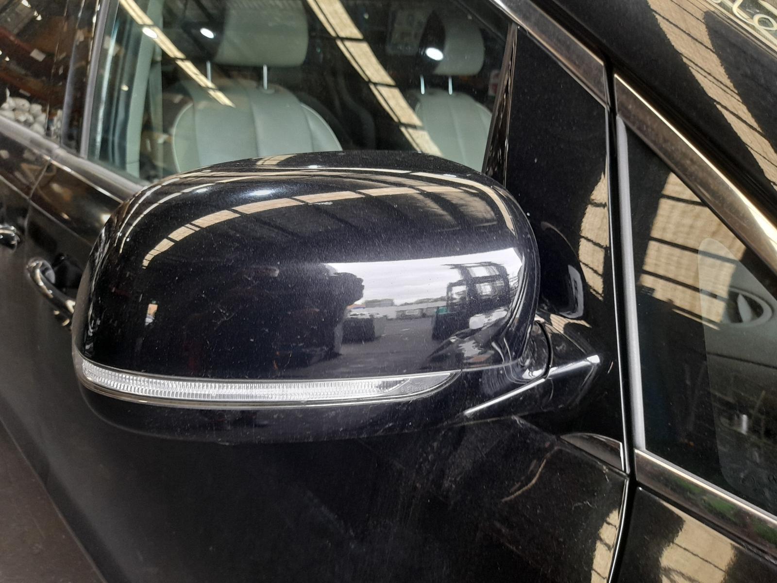 View Auto part Right Door Mirror Kia Carnival/grand Carnival 2016