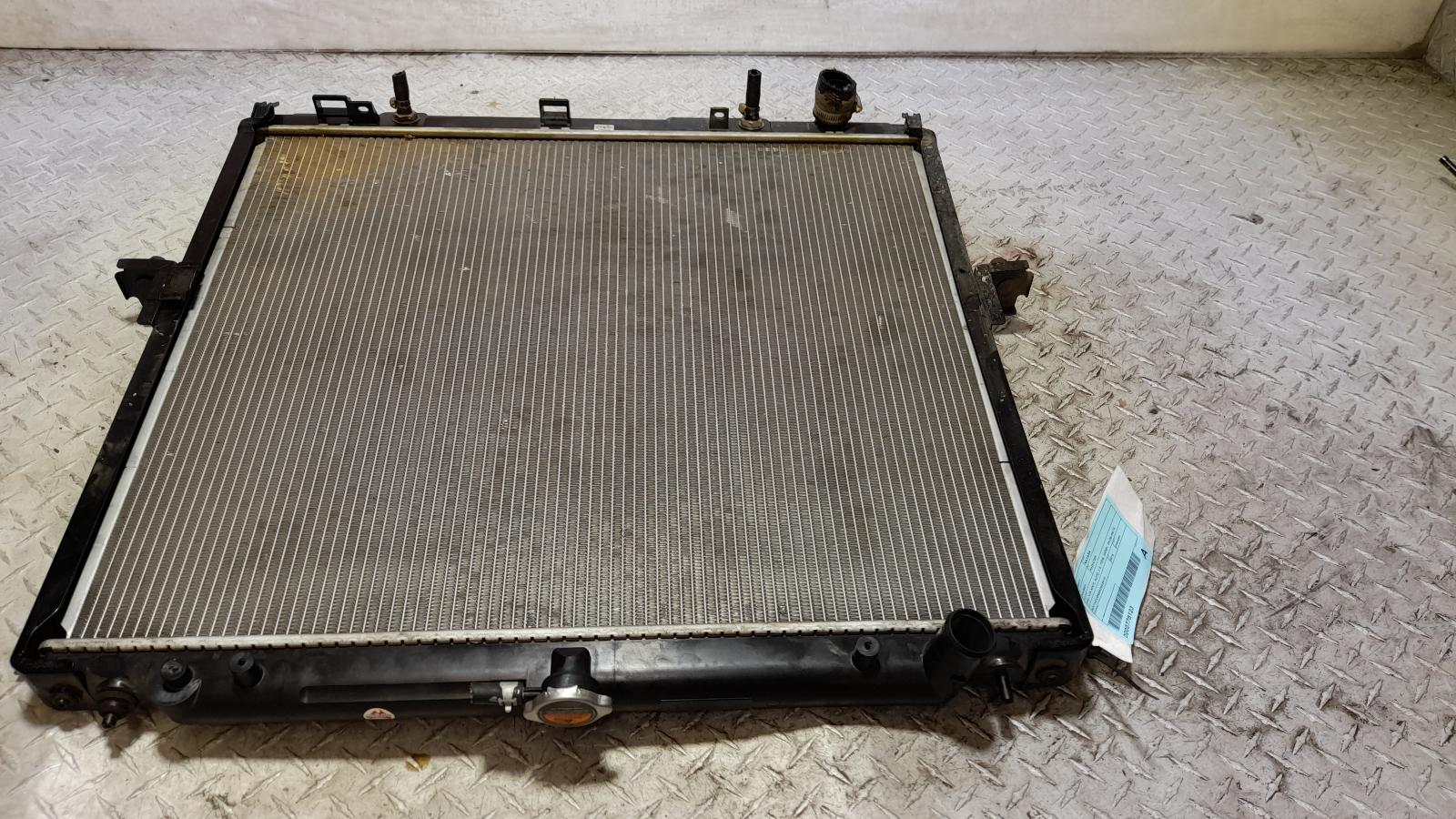 View Auto part Radiator Nissan Navara 2015