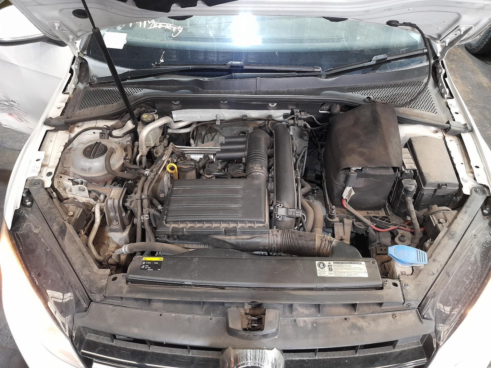 View Auto part Engine Volkswagen Golf 2012
