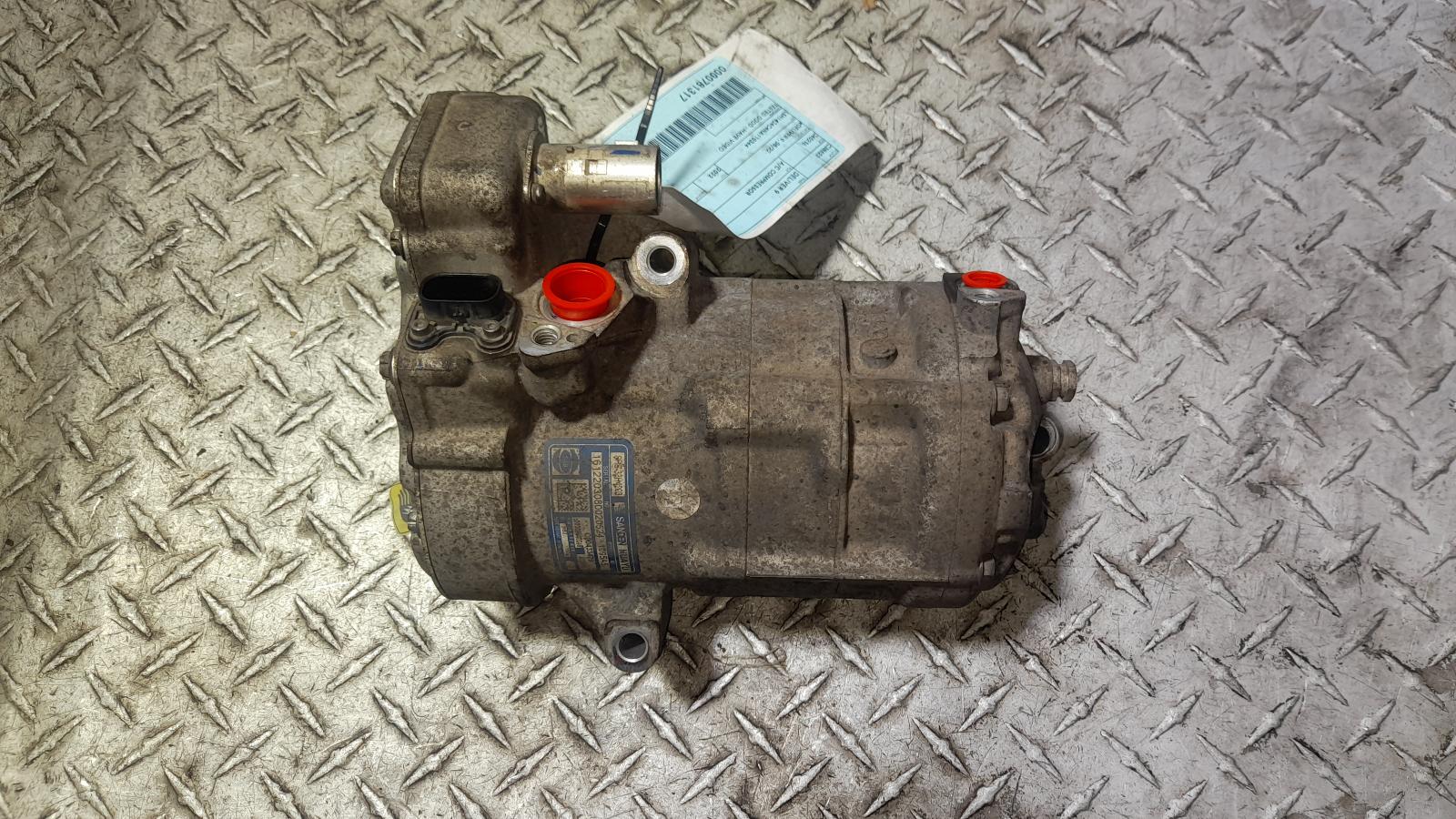 View Auto part A/C Compressor Ldv Deliver 9 2022