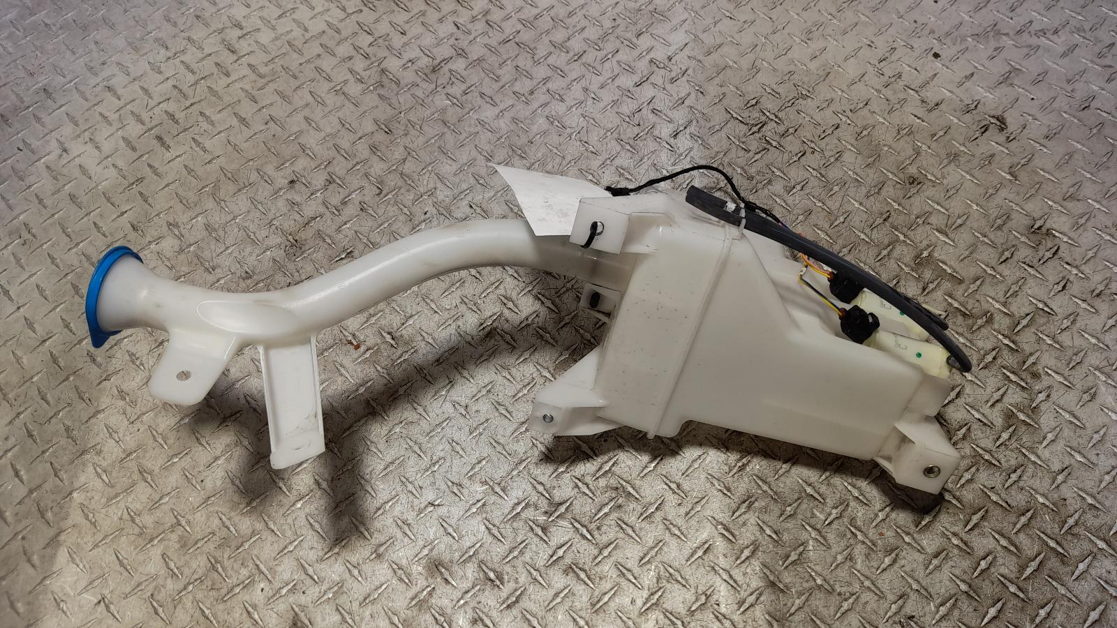 View Auto part Washer Bottle Suzuki Vitara 2023