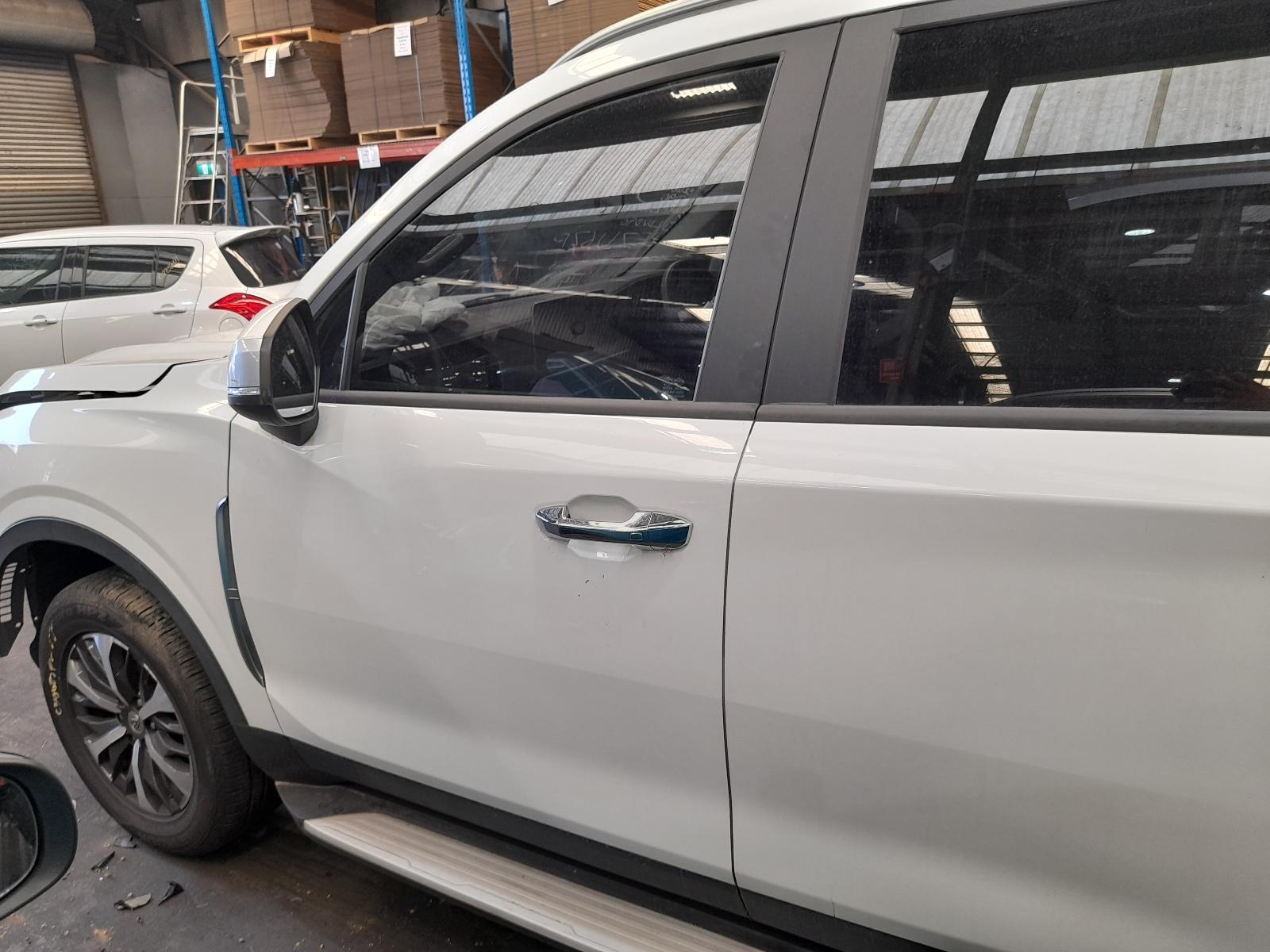 View Auto part Left Front Window Reg/Motor Ldv D90 2023