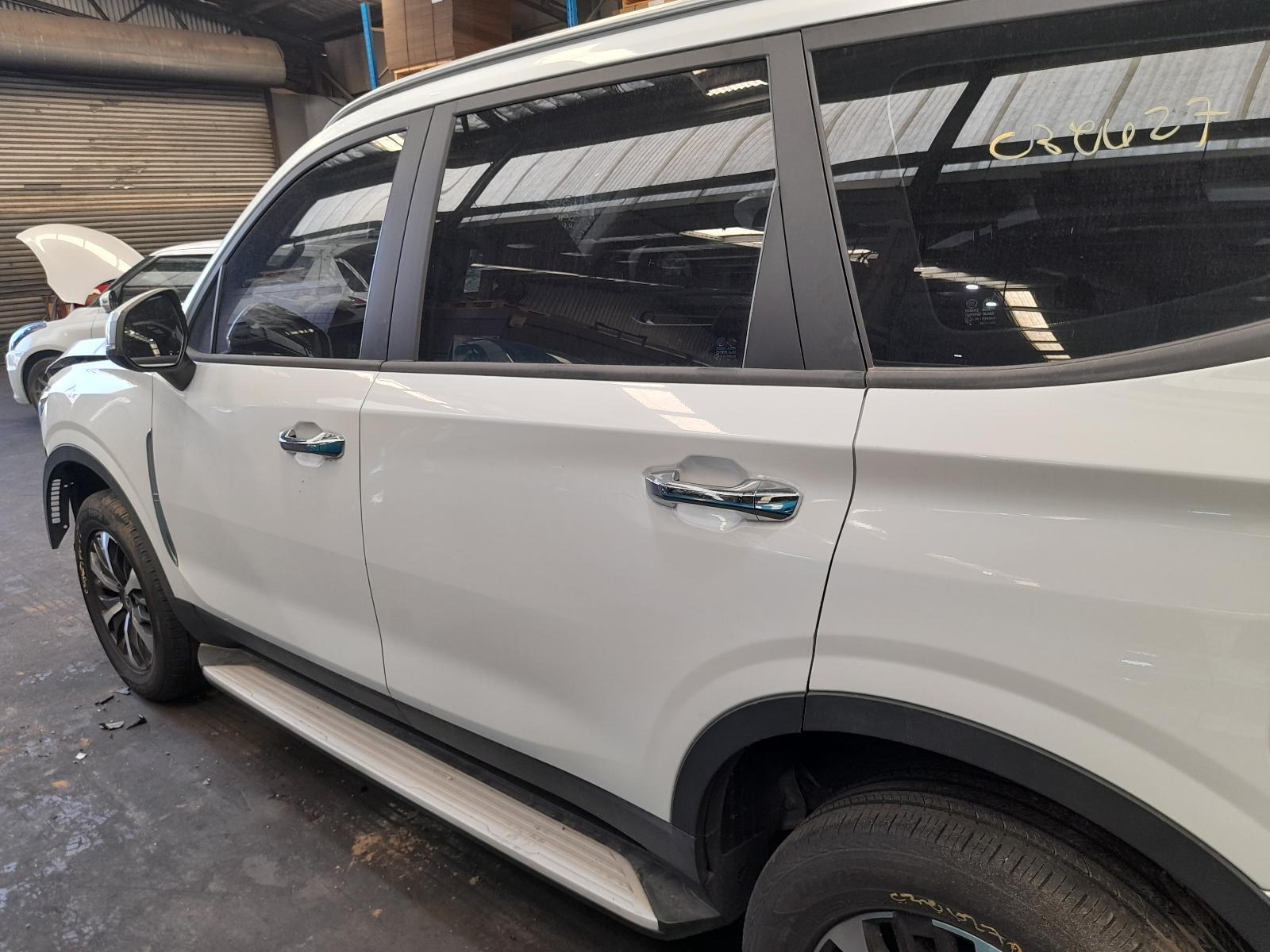 View Auto part Left Rear Side Glass Ldv D90 2023