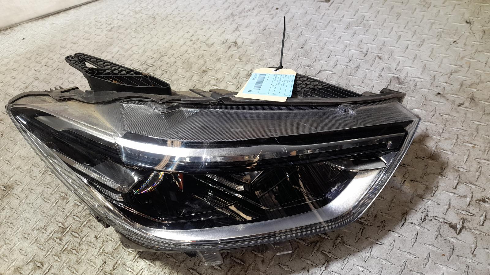 View Auto part Right Headlamp Ldv D90 2023