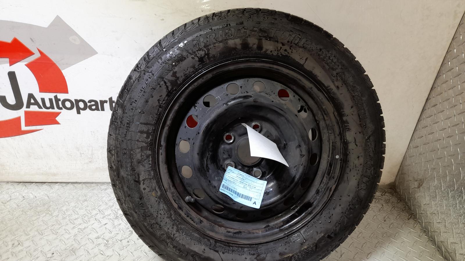 View Auto part Wheel Standard/Steel Toyota Corolla 2012