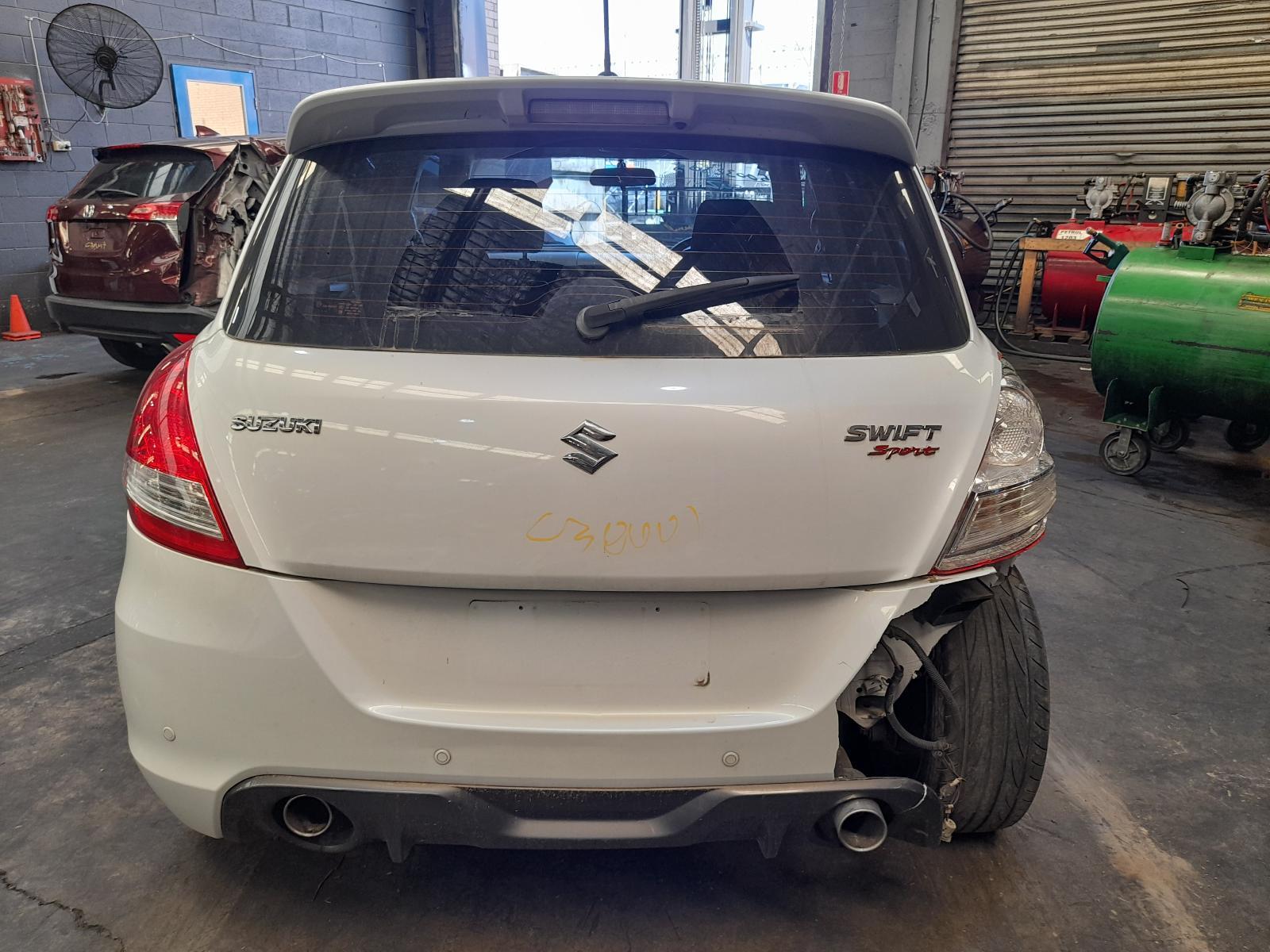 View Auto part Rear/Tailgate Glass Suzuki Swift 2013