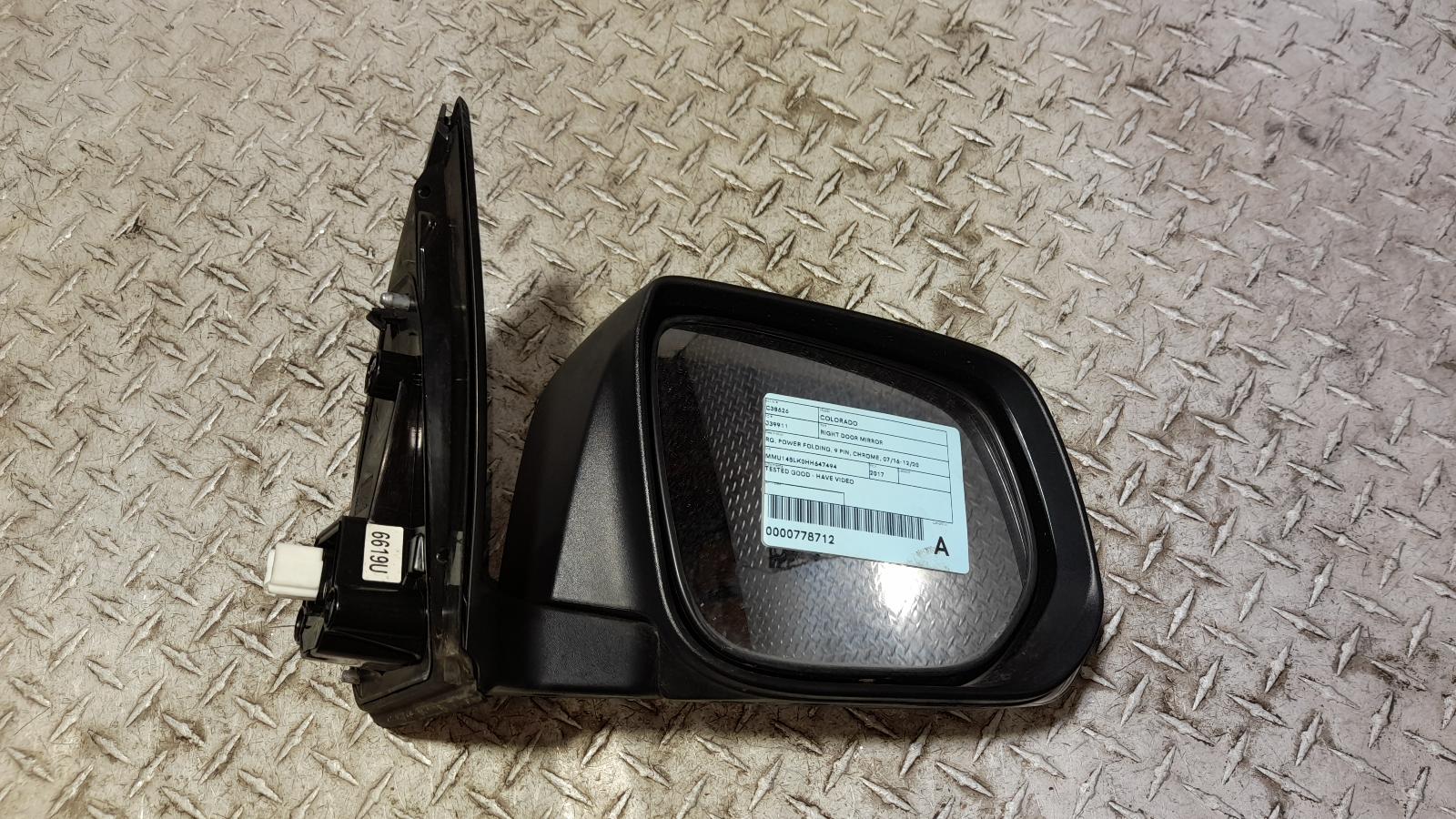 View Auto part Right Door Mirror Holden Colorado 2017